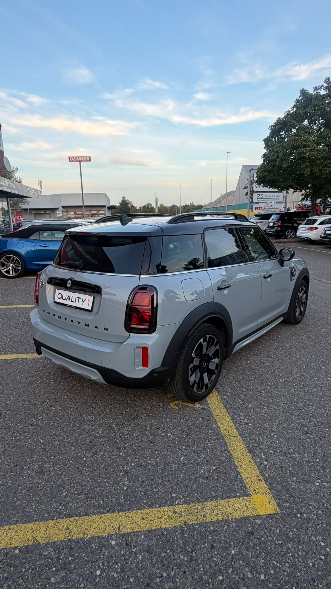 MINI Countryman Cooper SE Untamed Edition ALL4 PHEV Steptronic-image-4