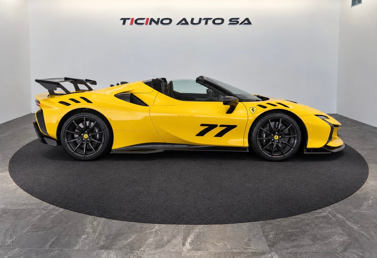 FERRARI SF90XX Spider-image-2