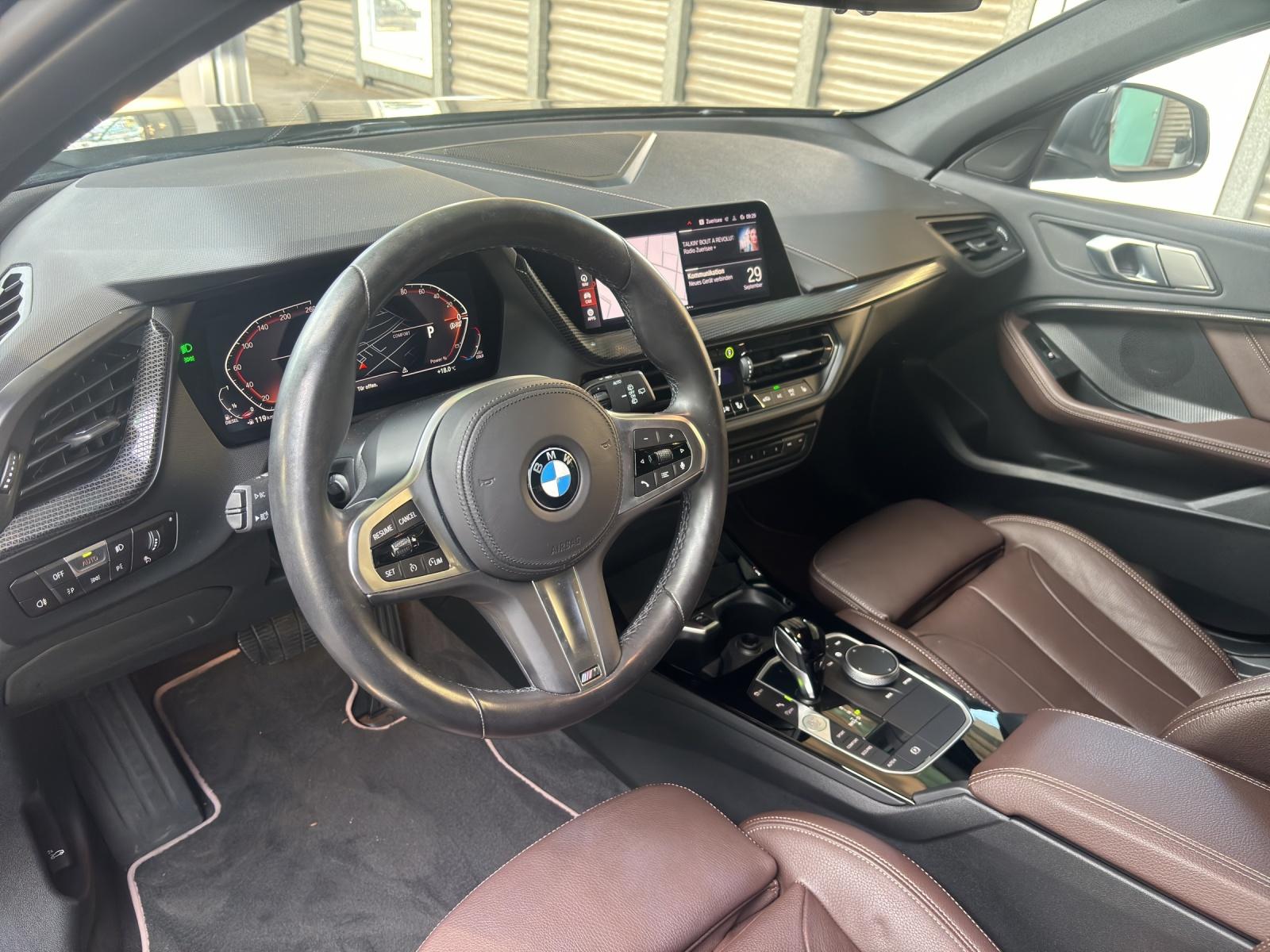 BMW 120d xDrive-image-5