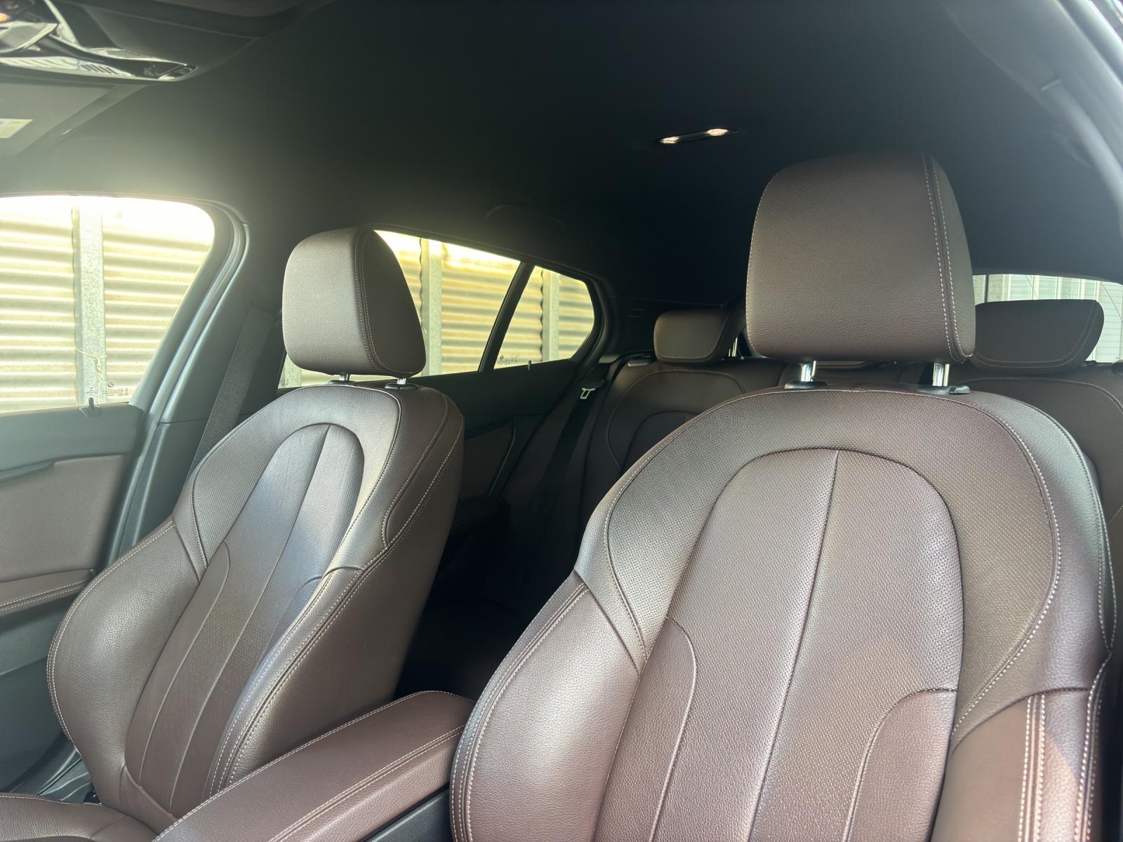 BMW 120d xDrive-image-16