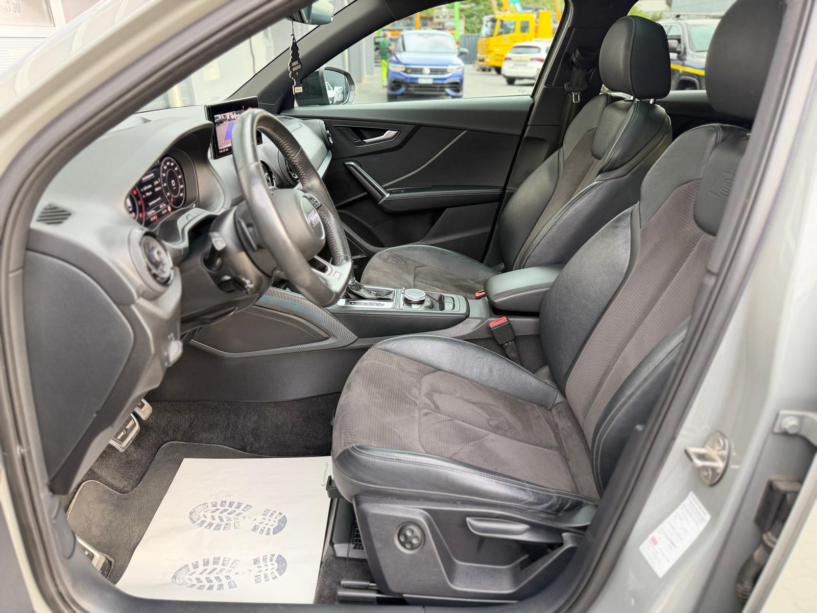 AUDI Q2 2.0 TFSI Edition#1quattro S-tronic-image-8