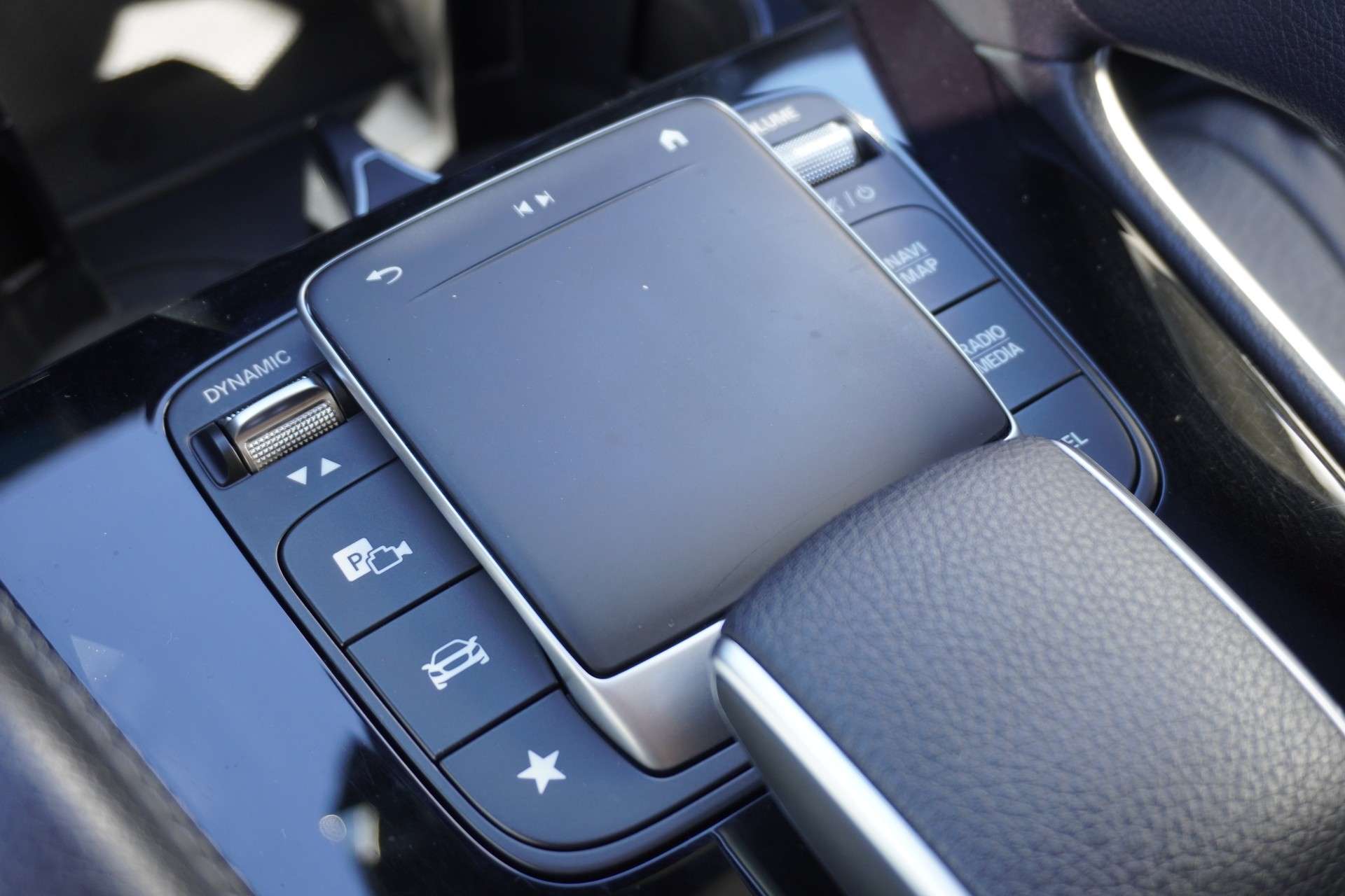 MERCEDES-BENZ GLE Coupé 350 de 4Matic 9G-Tronic AMG-LINE!!!-image-18