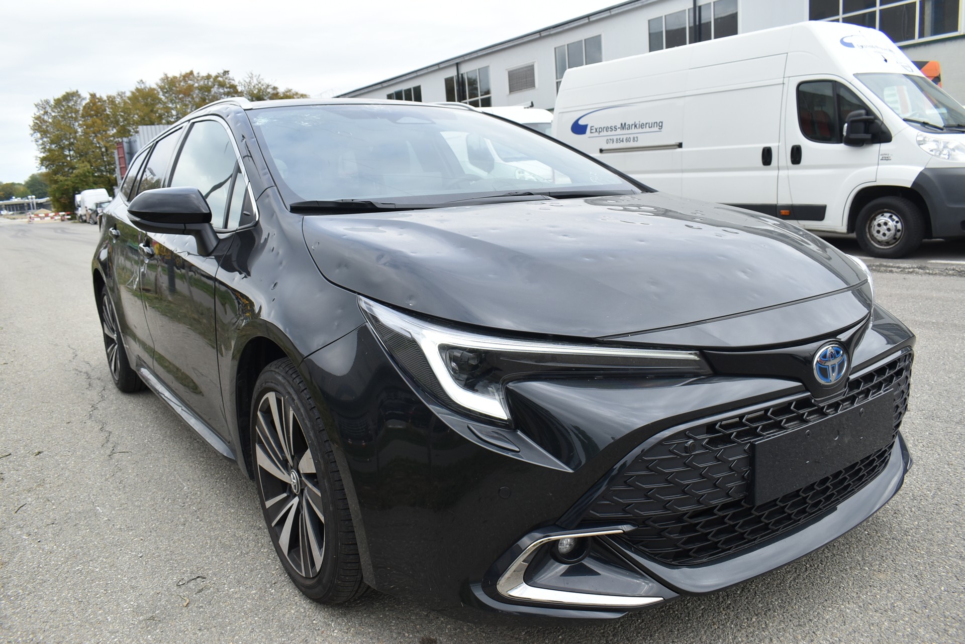 TOYOTA Corolla Touring Sports 1.8 HSD Active e-CVT-image-0