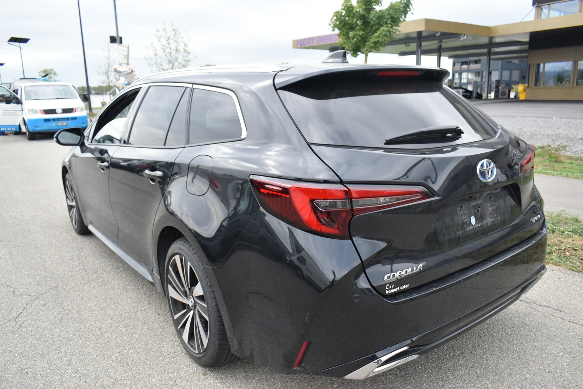 TOYOTA Corolla Touring Sports 1.8 HSD Active e-CVT-image-4