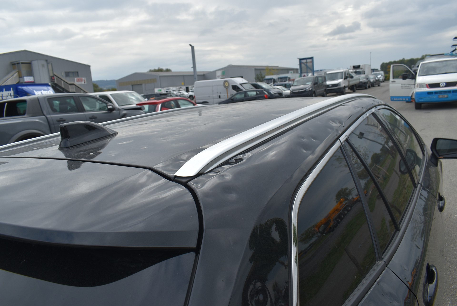 TOYOTA Corolla Touring Sports 1.8 HSD Active e-CVT-image-8