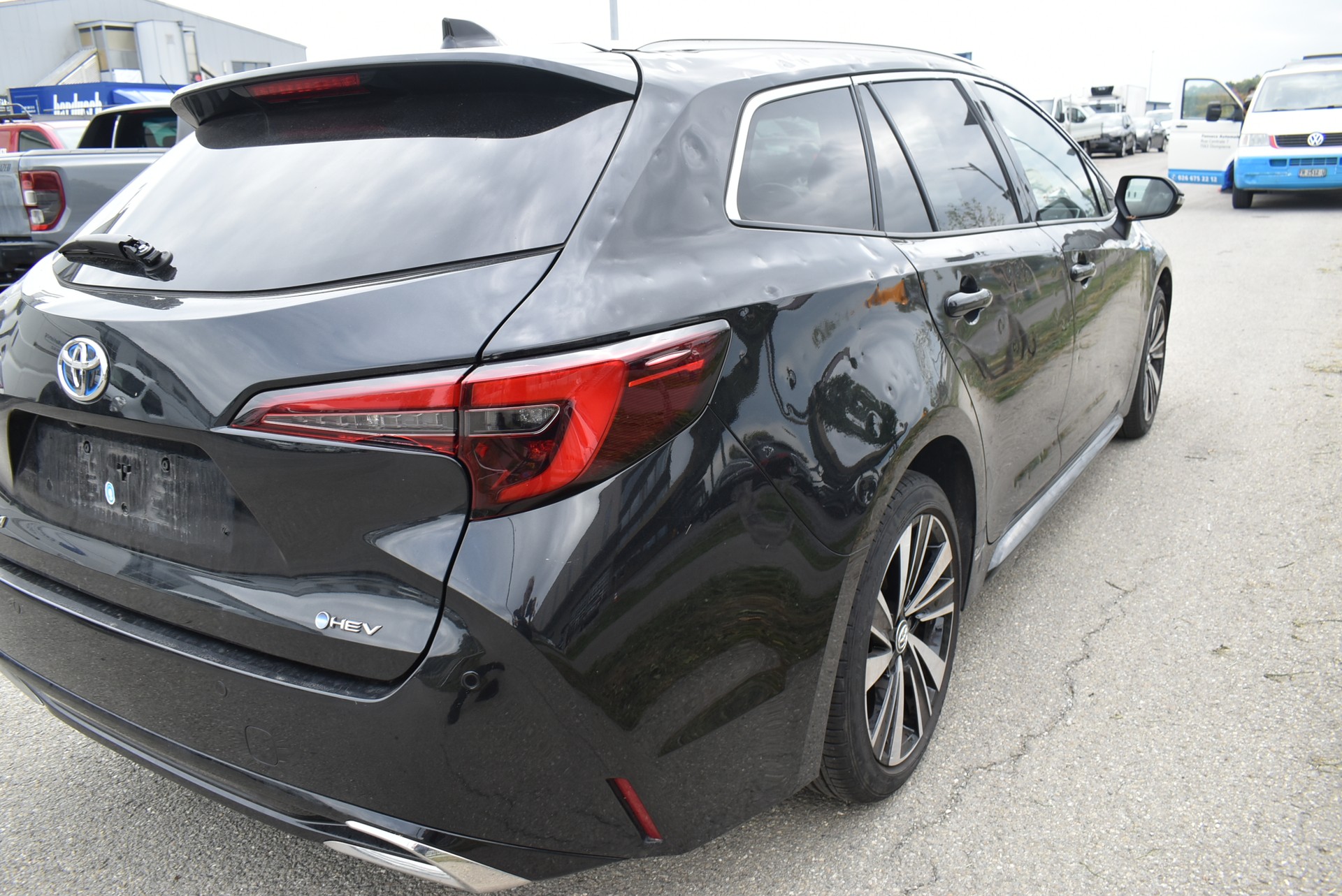 TOYOTA Corolla Touring Sports 1.8 HSD Active e-CVT-image-6