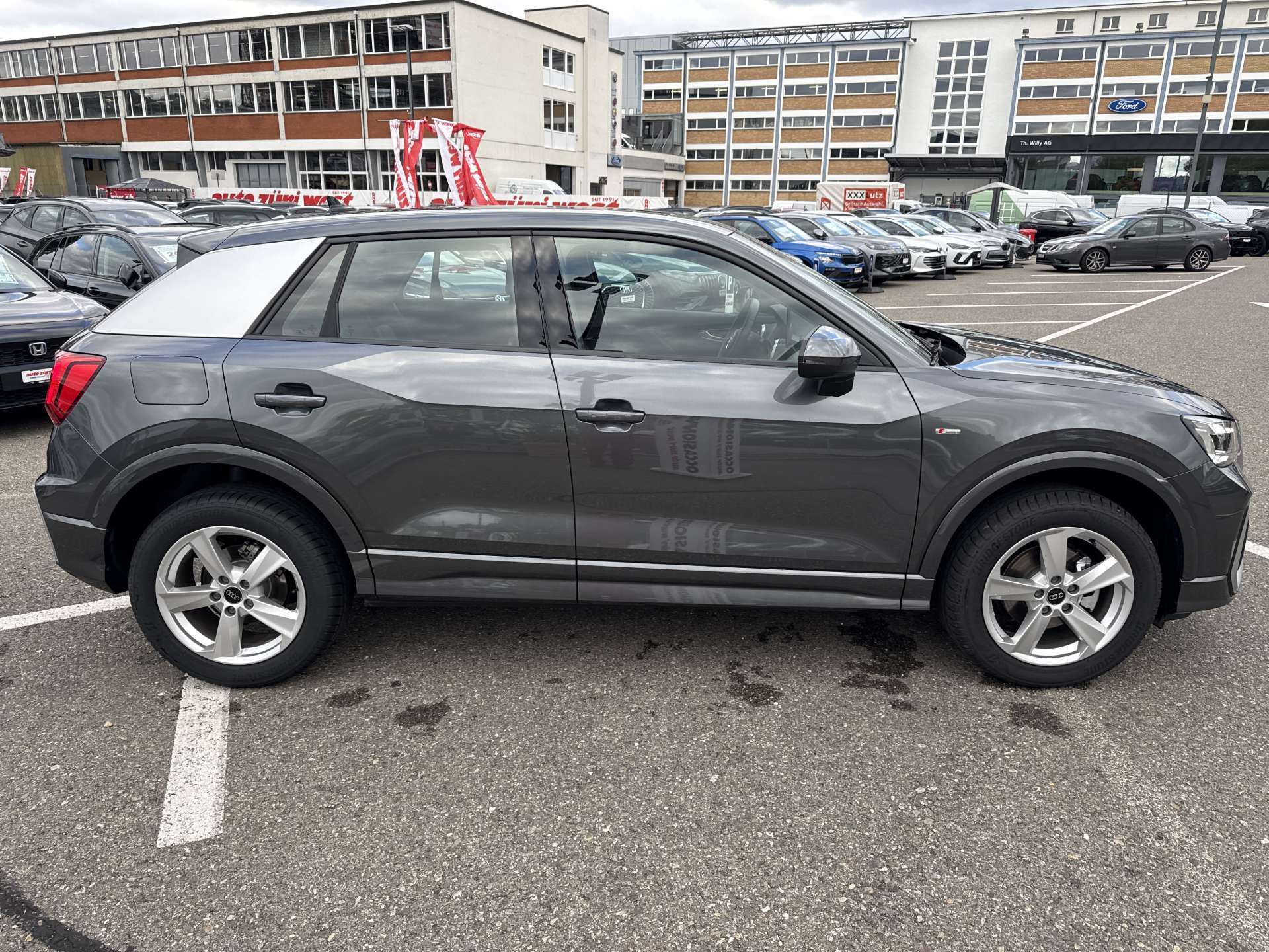 AUDI Q2 35 TFSi S-Line S-Tronic Automat-image-10