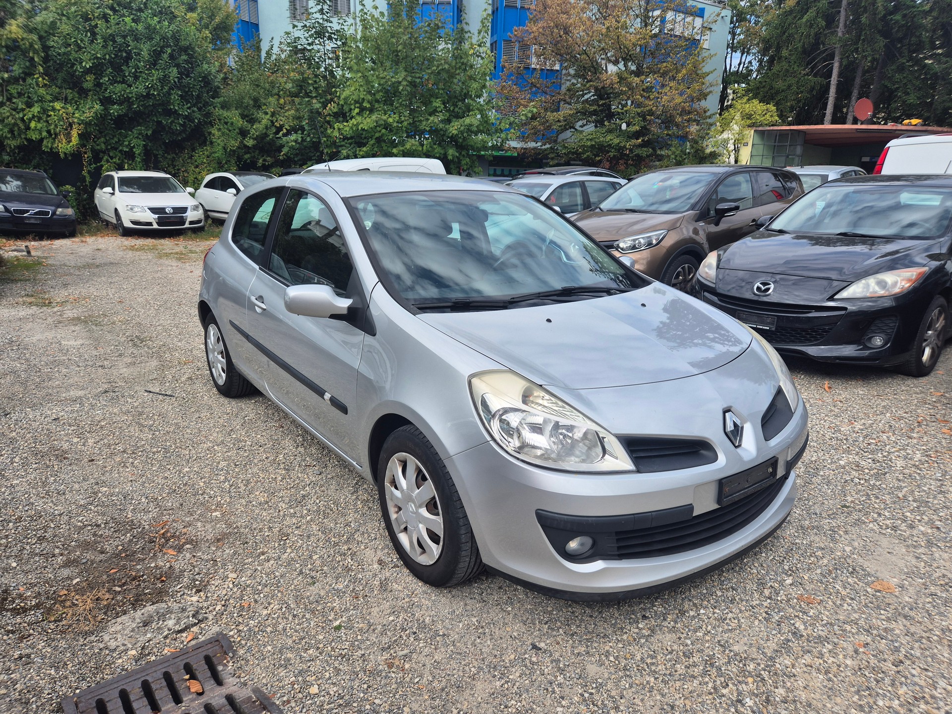 RENAULT Clio 1.2 16V Turbo Dynamique-image-1
