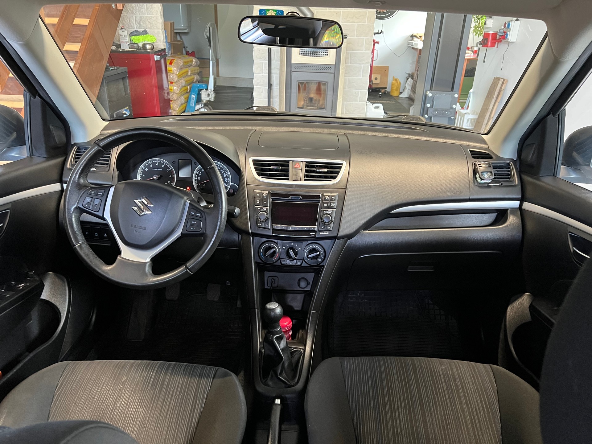SUZUKI SWIFT 4x4-image-5