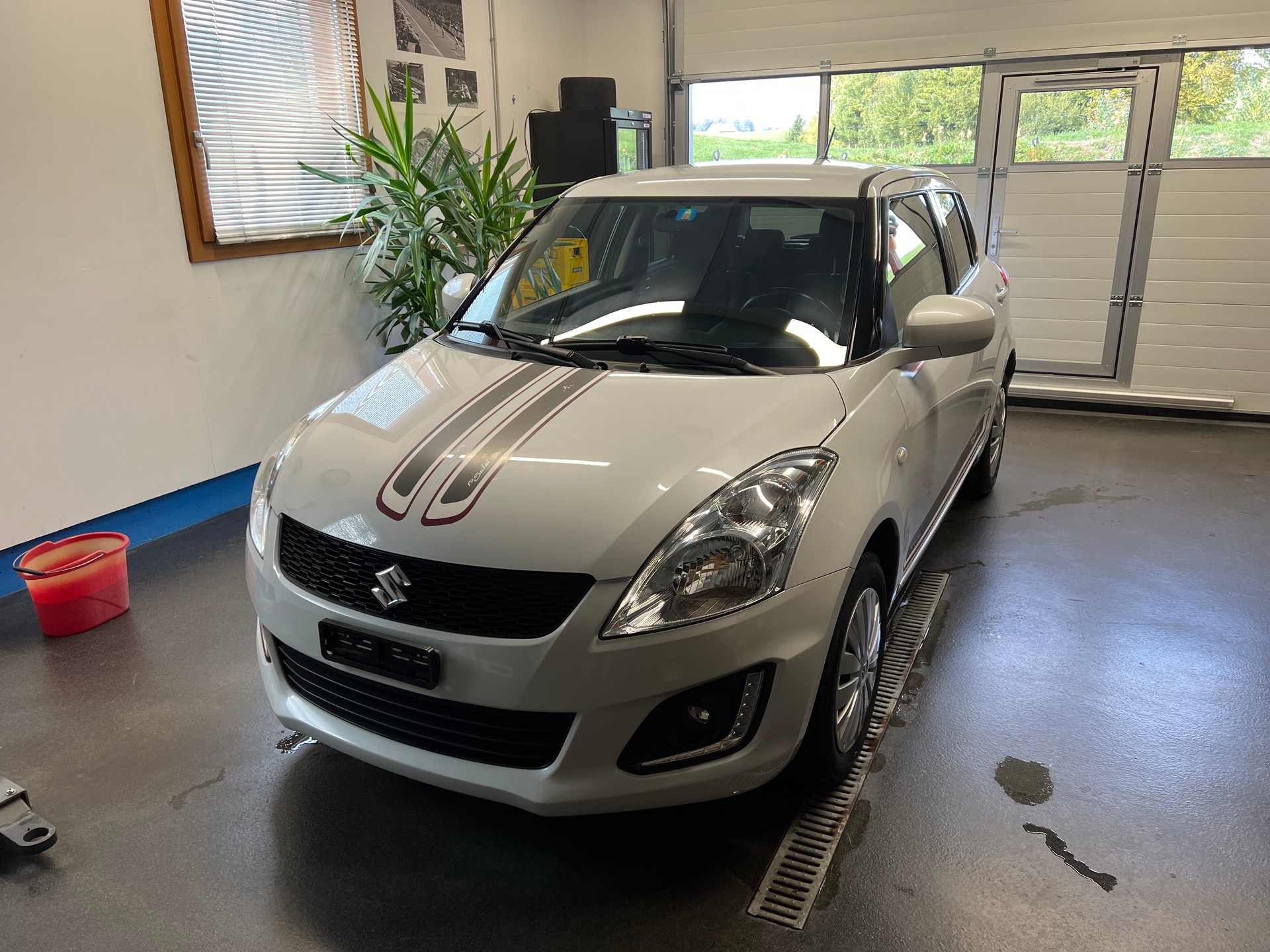 SUZUKI SWIFT 4x4-image-3