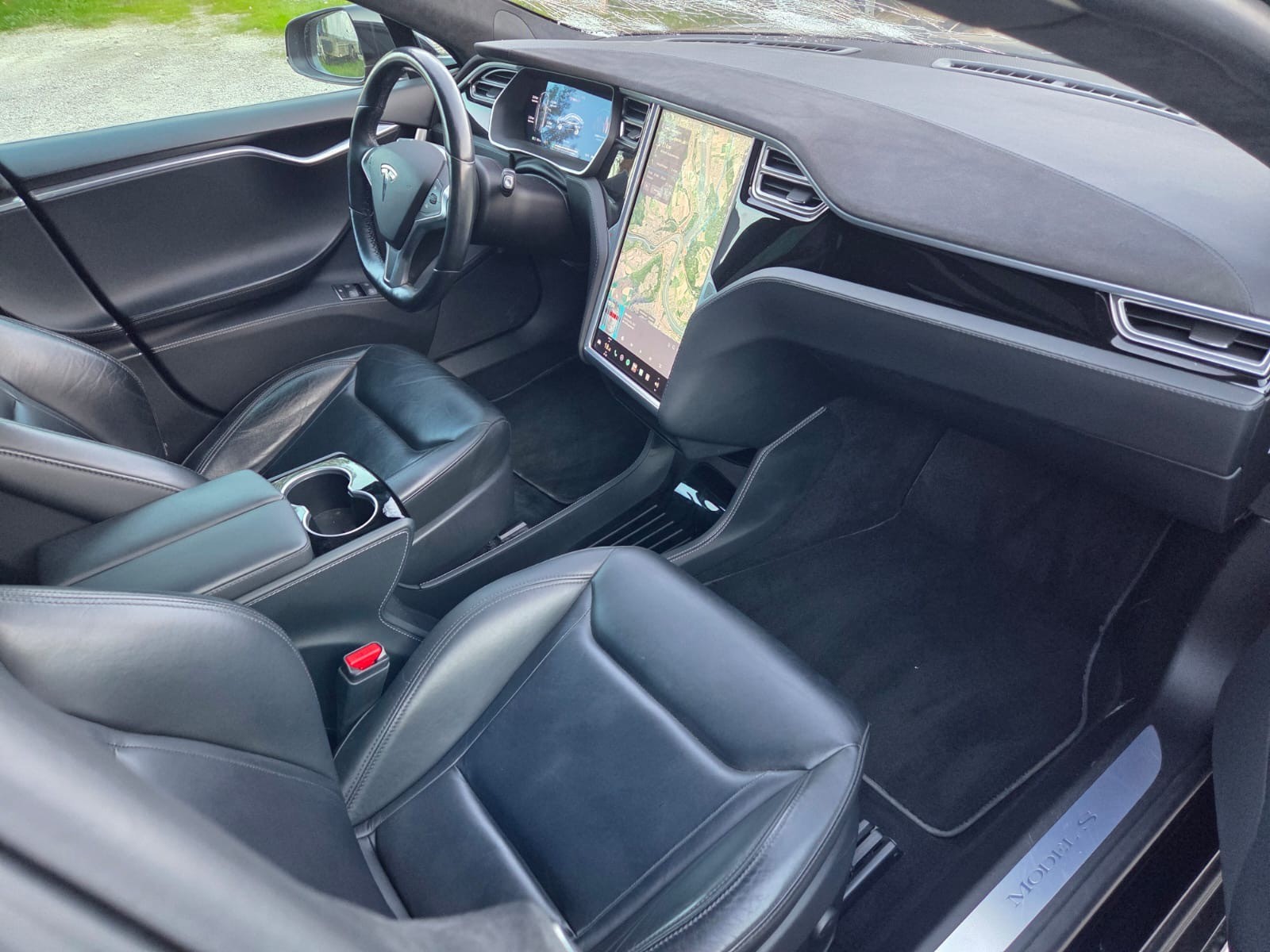 TESLA Model S 85 D Performance 772PS SC01-image-10