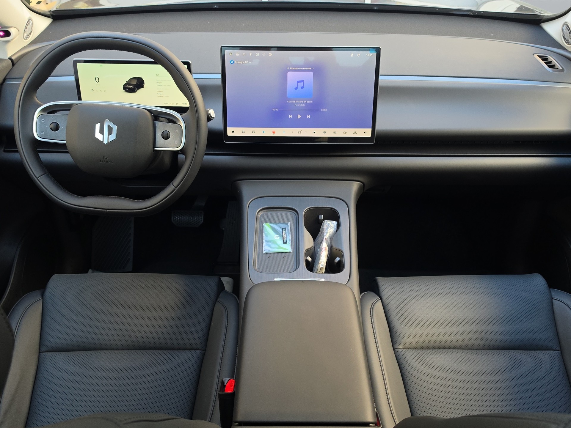 LEAPMOTOR C10 1.5 REEV Design-image-13