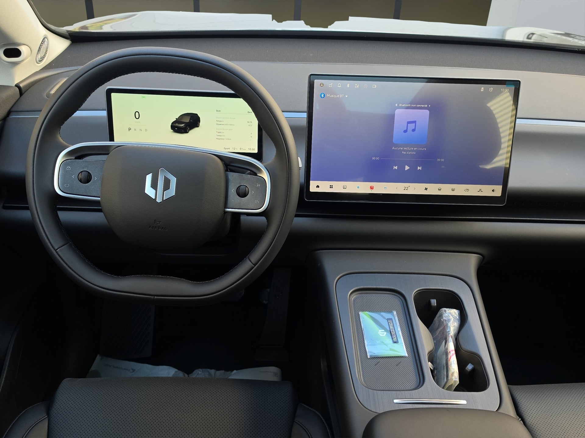 LEAPMOTOR C10 1.5 REEV Design-image-15