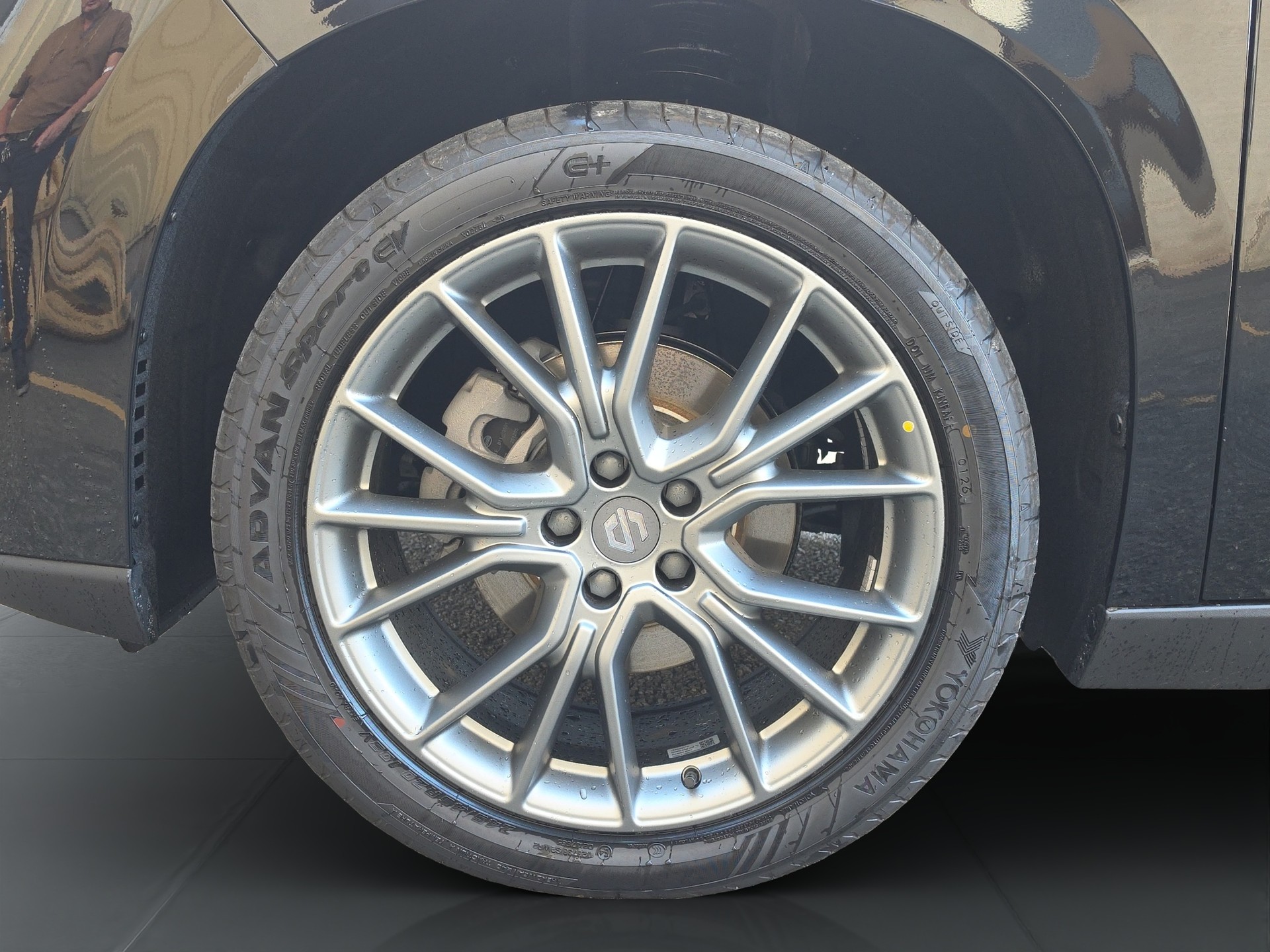 LEAPMOTOR C10 1.5 REEV Design-image-20