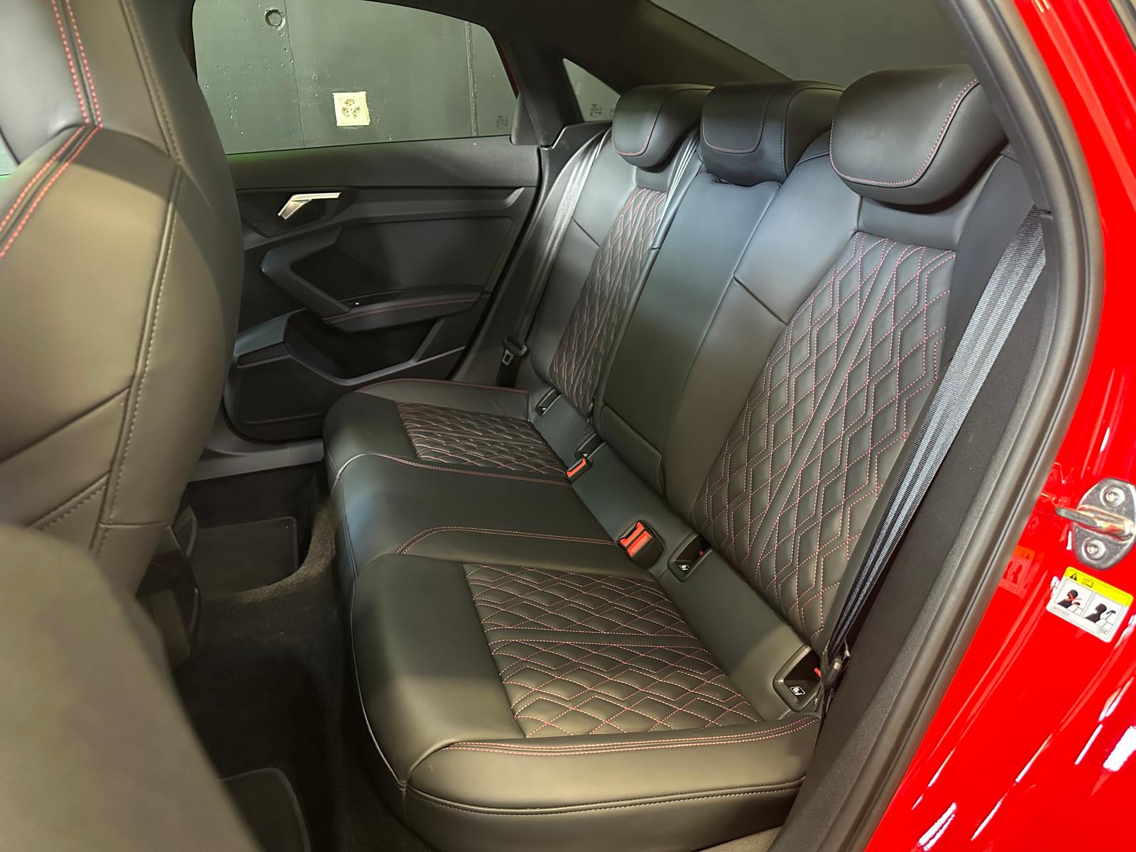 AUDI A3 Limousine 35 TFSI Attraction S-tronic-image-10
