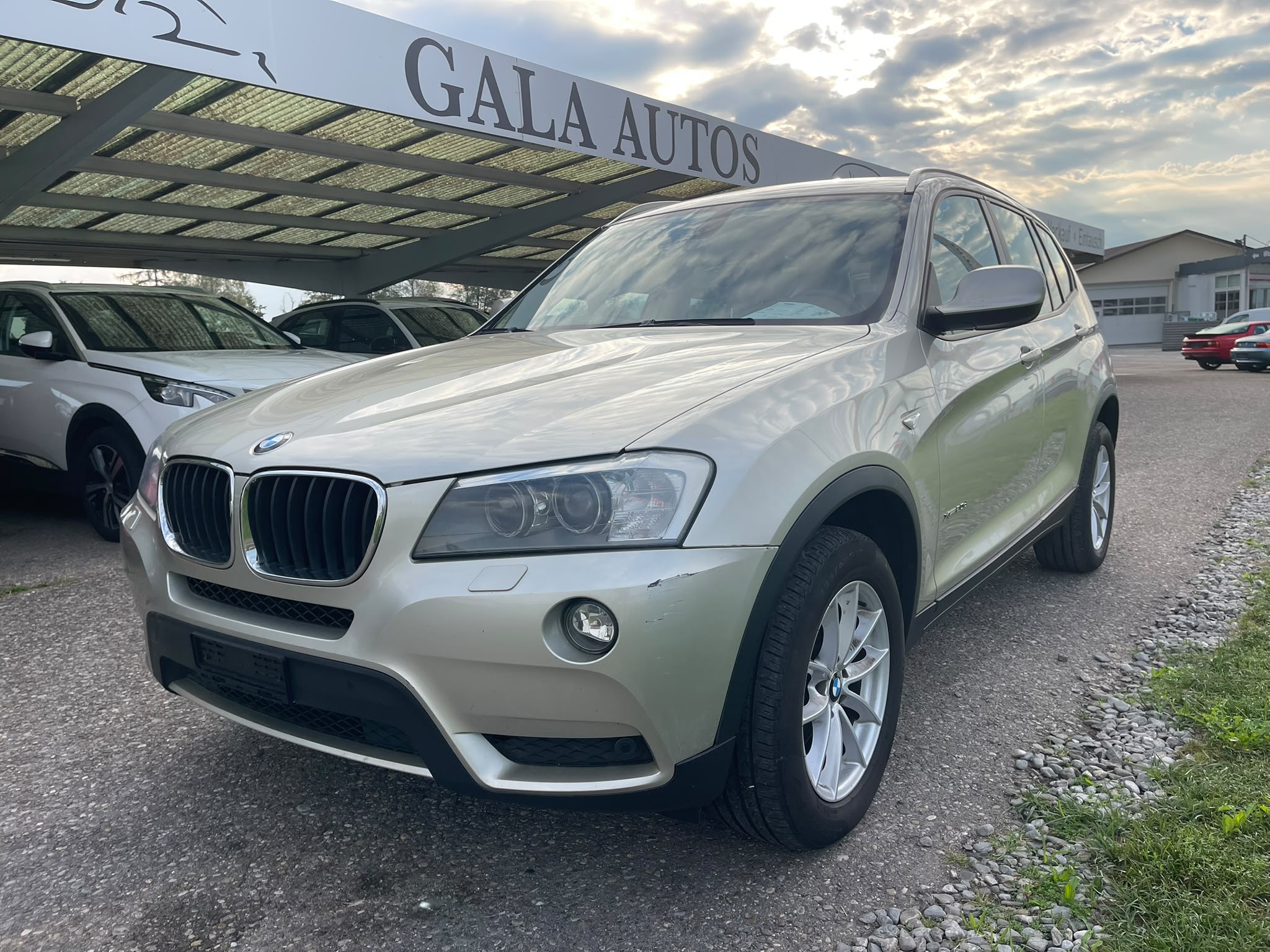 Car photo