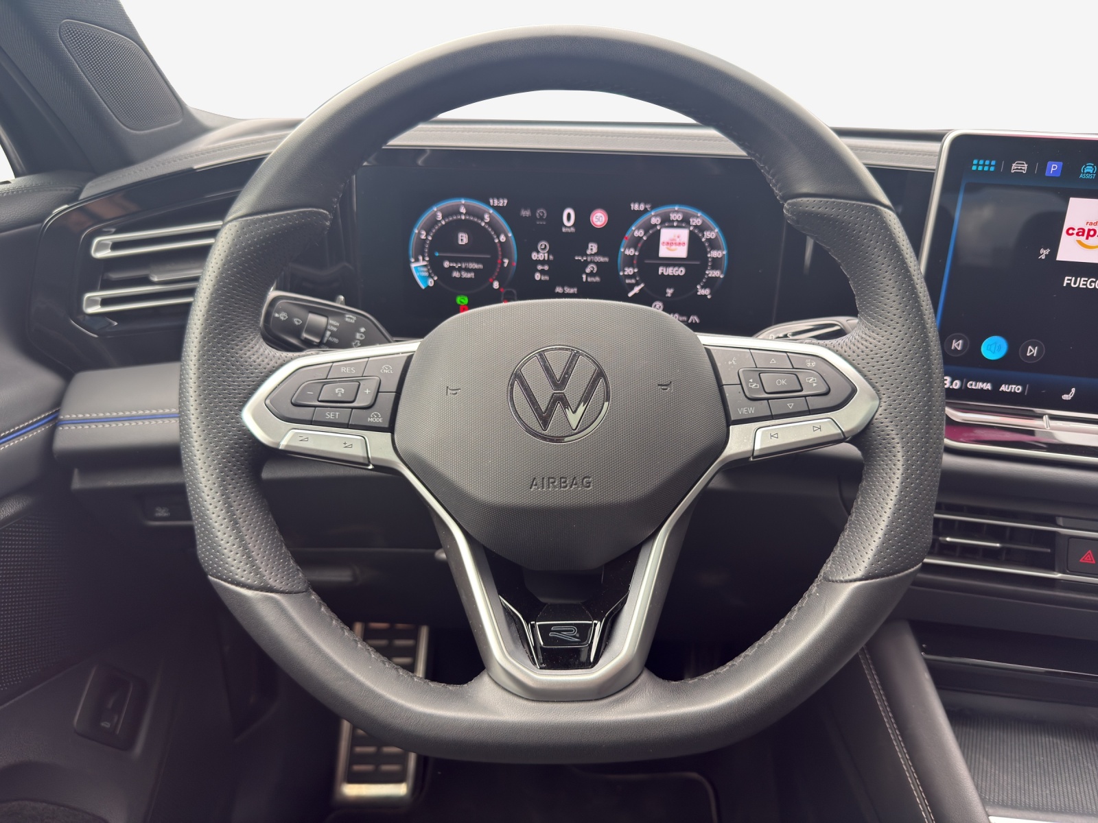 VW Tiguan 2.0 TSI DSG R-Line 4Motion-image-9
