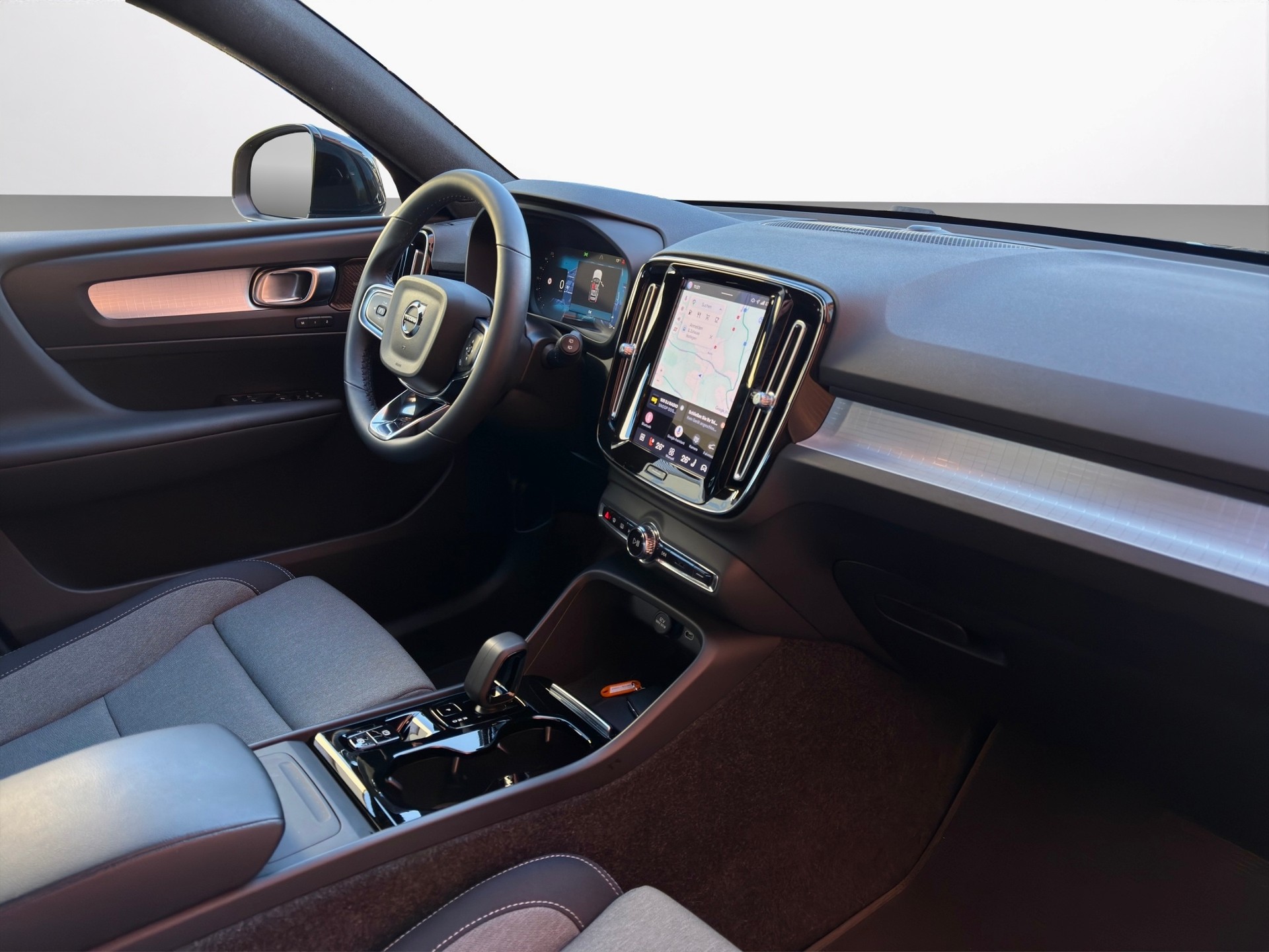VOLVO XC40 B4 Benzin Mild Hybrid Plus Dark DCT-image-12