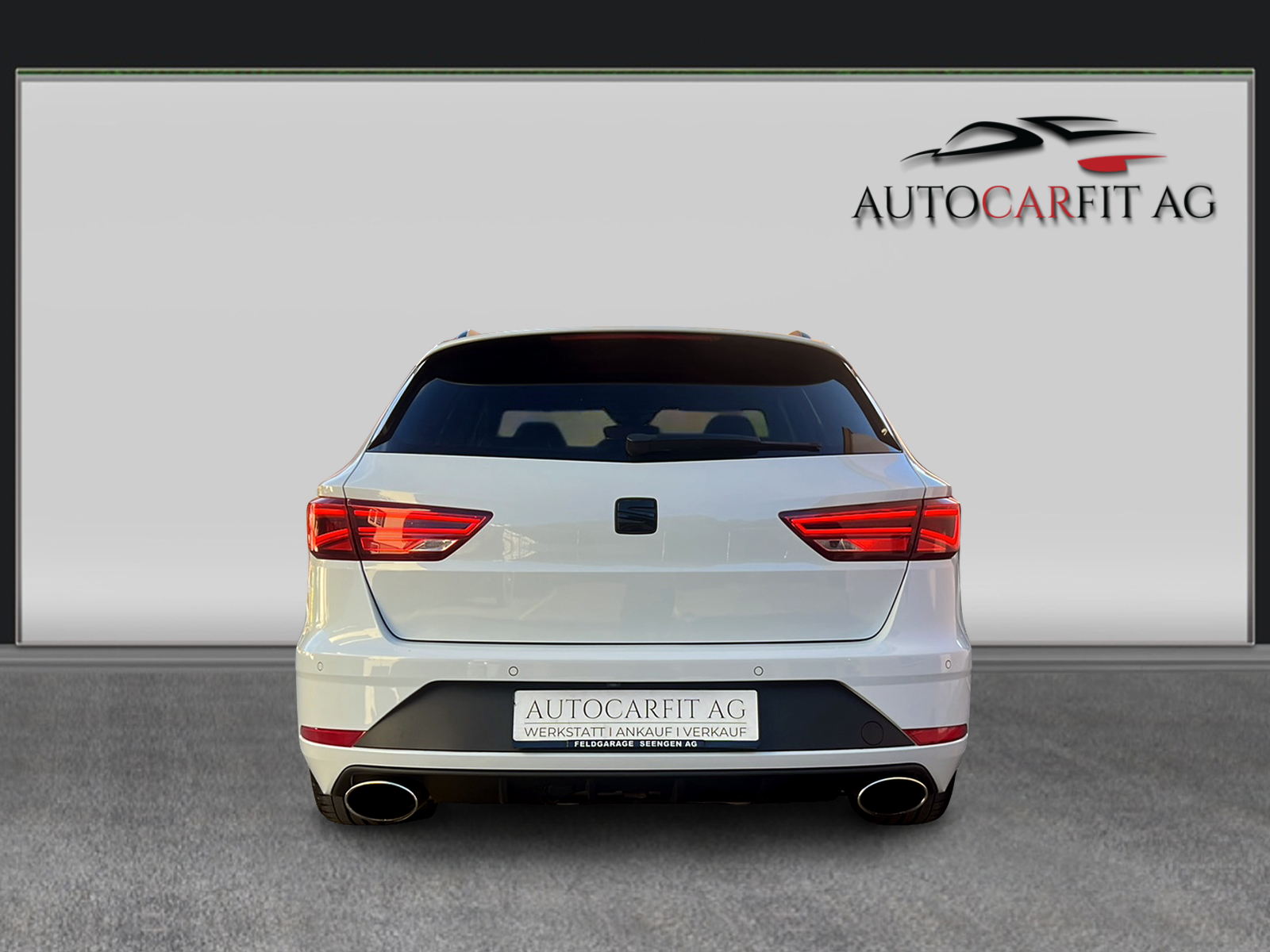 SEAT Leon ST 2.0 TSI Cupra 300 4 Drive DSG-image-4