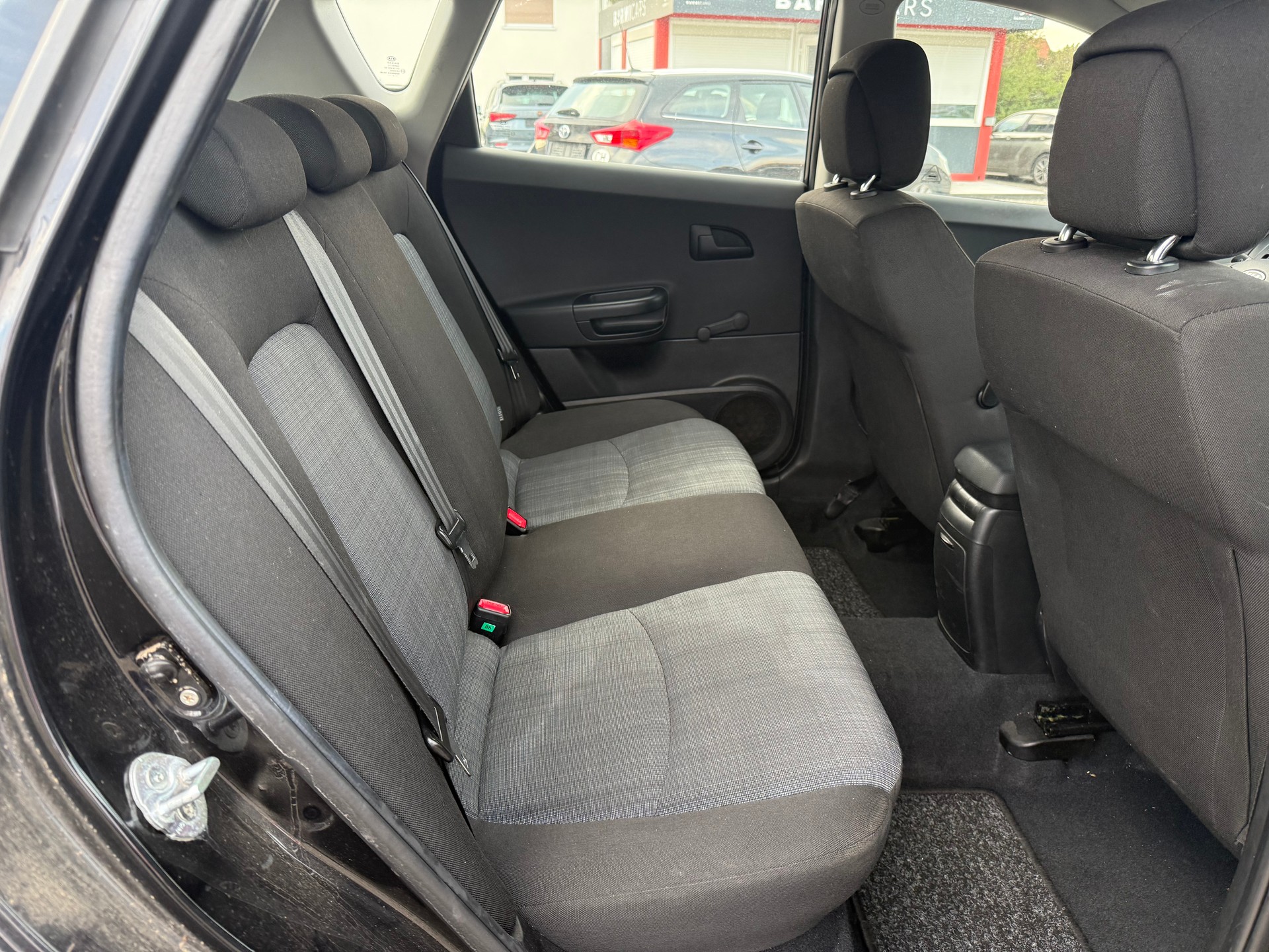 KIA Cee'd 1.6 16V Style-image-12