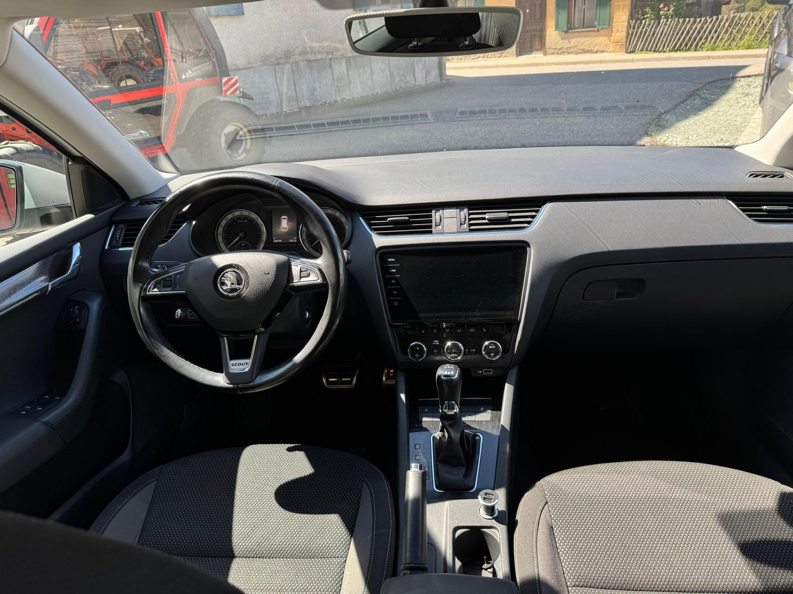 SKODA 2.0 TDI 184 4x4 DSG-image-5