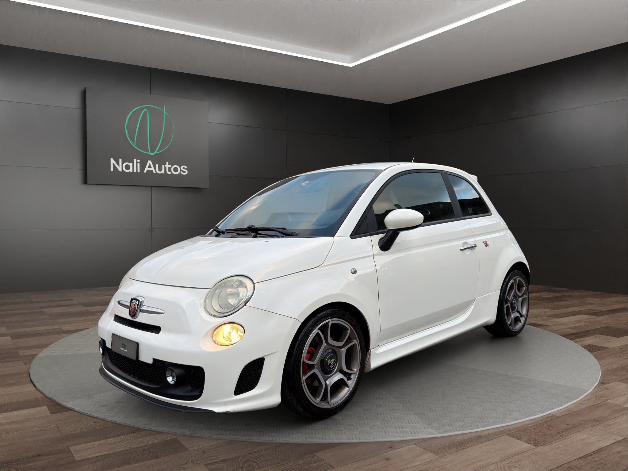 Car photo