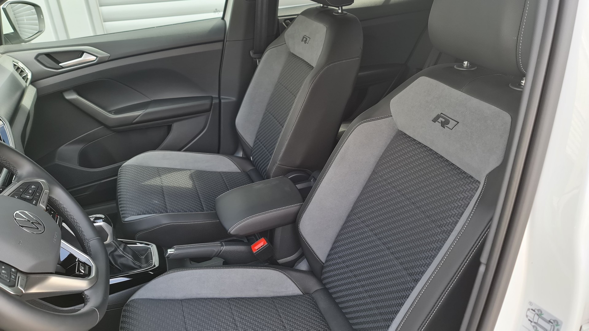 VW T-Cross 1.0 TSI Style DSG-image-6