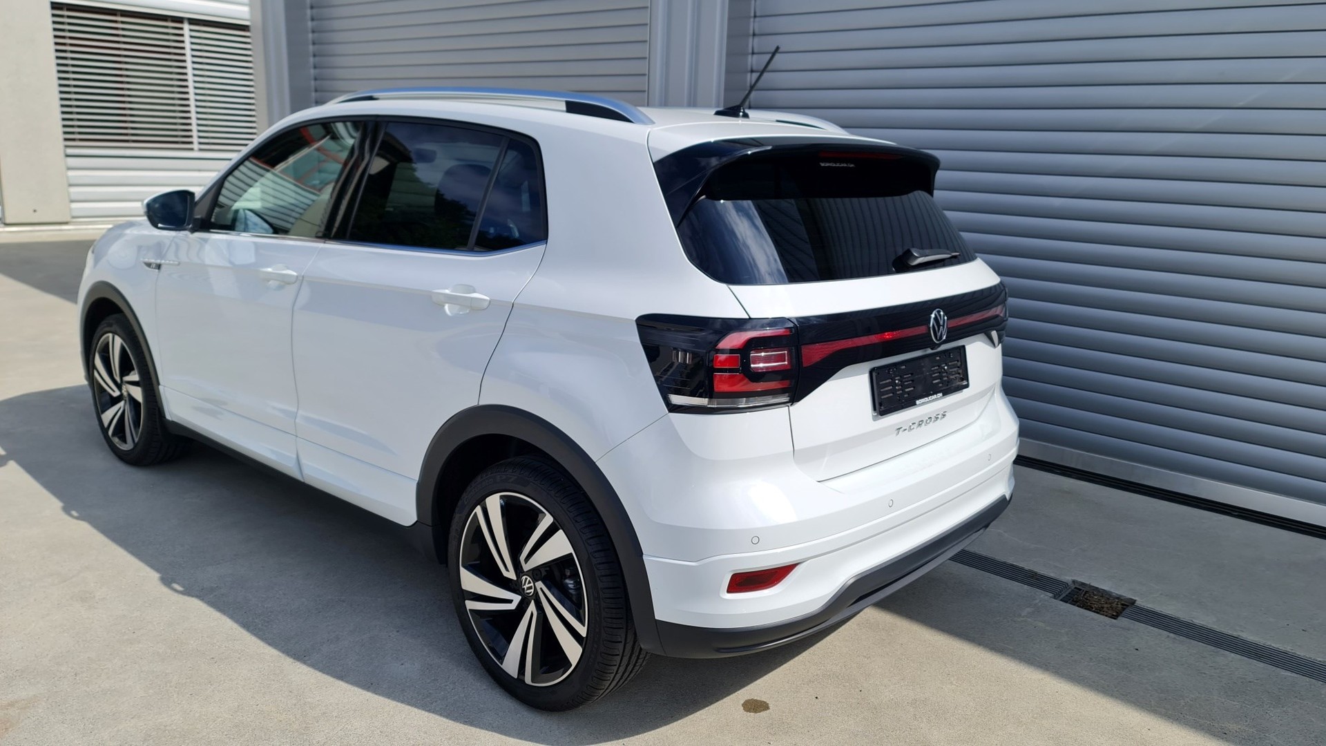 VW T-Cross 1.0 TSI Style DSG-image-3