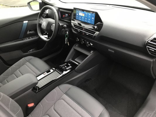 CITROEN C4 X 100kW Swiss Ed.-image-9