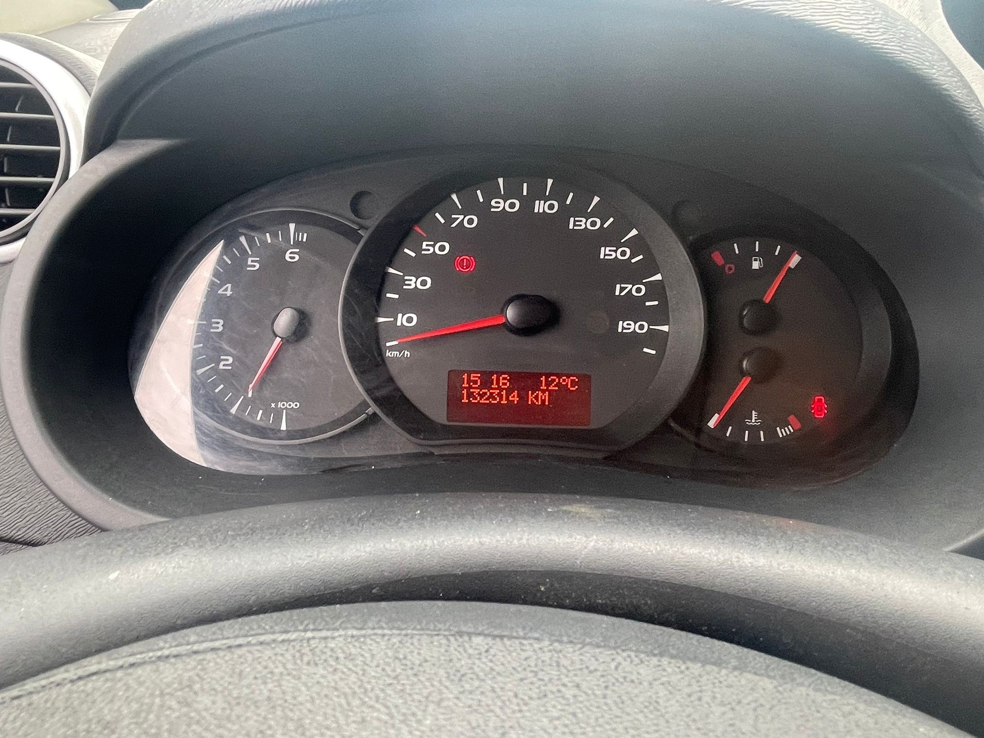 RENAULT Kangoo dCi 75-image-6