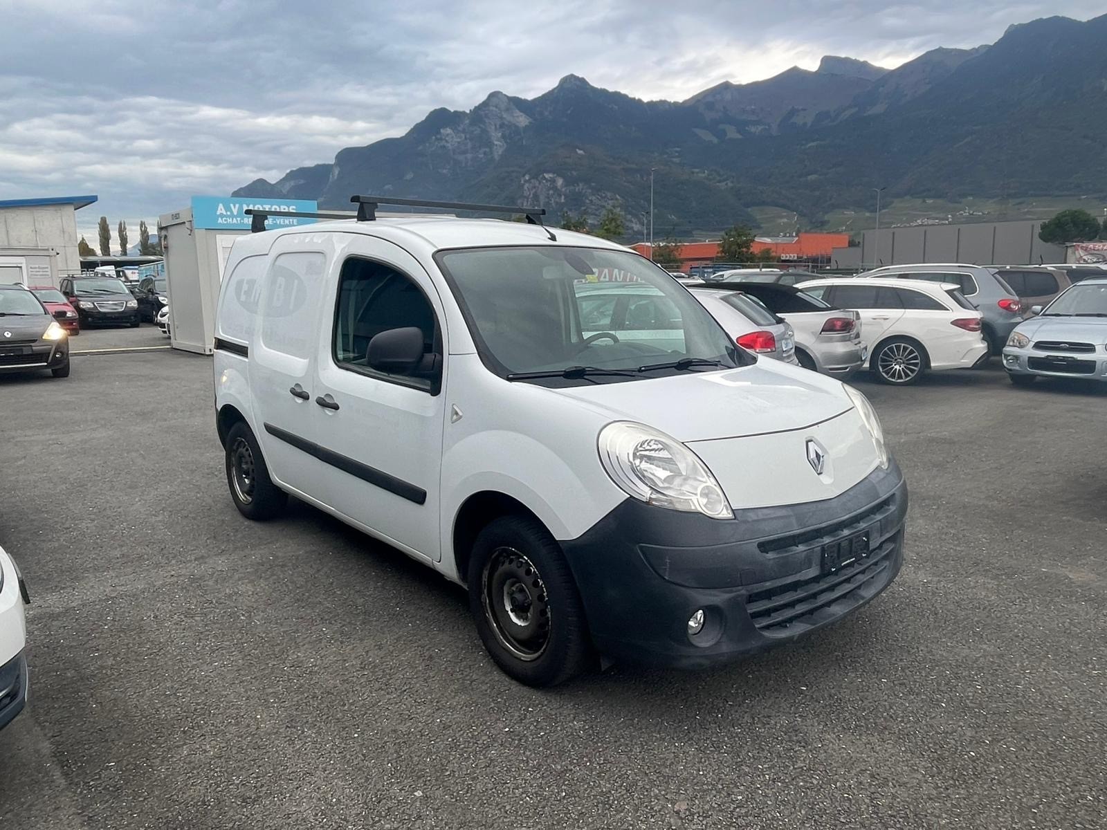 RENAULT Kangoo dCi 75-image-2
