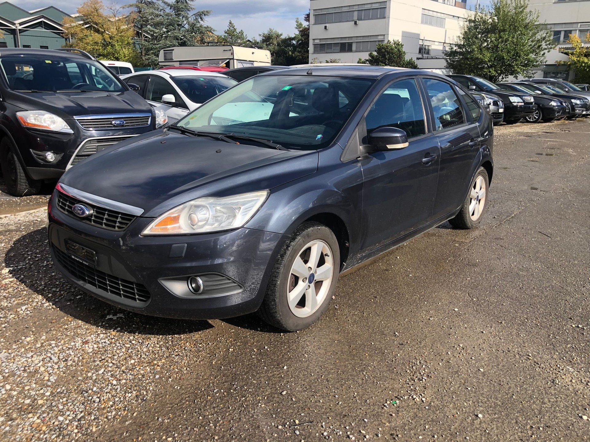 FORD Focus 2.0i Titanium-image-2