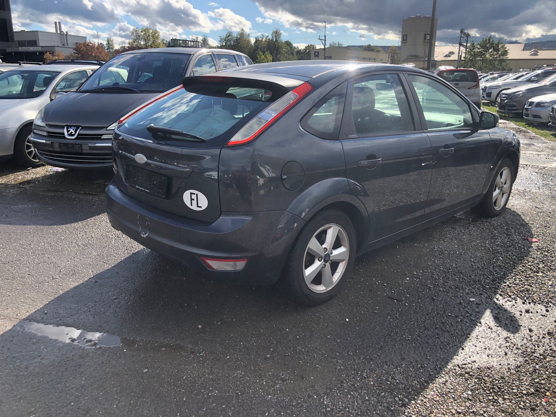 FORD Focus 2.0i Titanium-image-6
