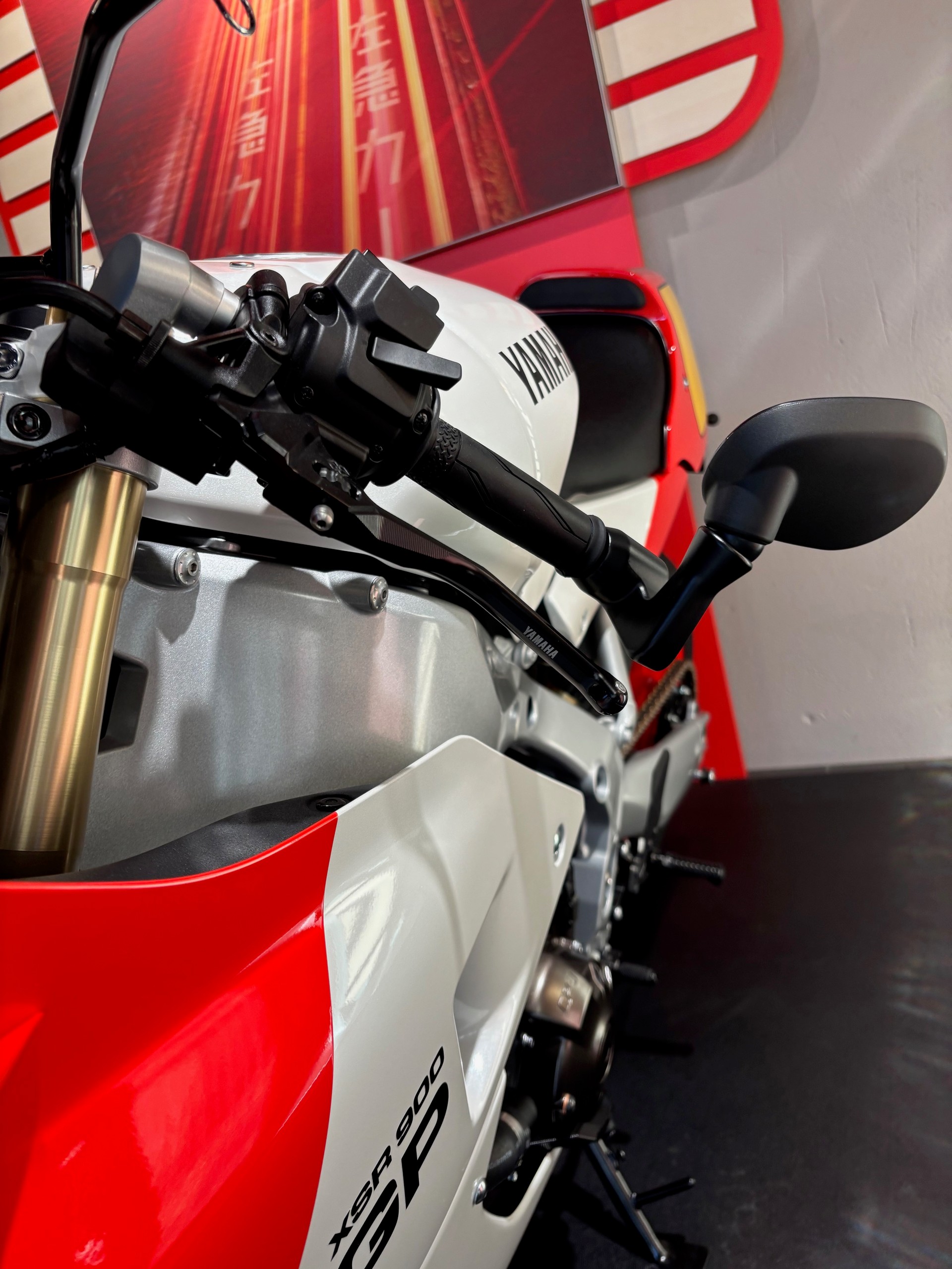 YAMAHA XSR 900 GP-image-9