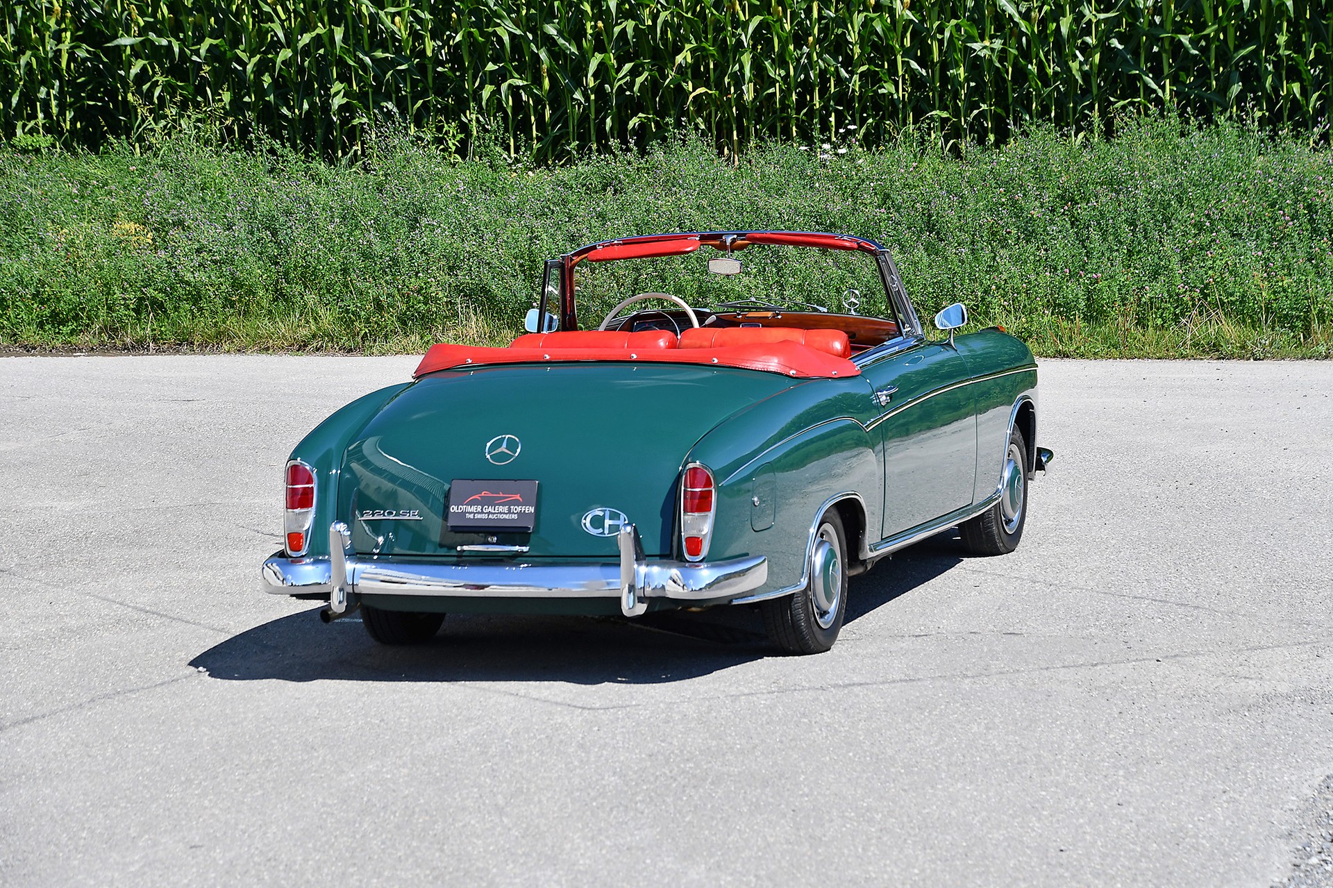 MERCEDES-BENZ 220 SE Cabriolet-image-11