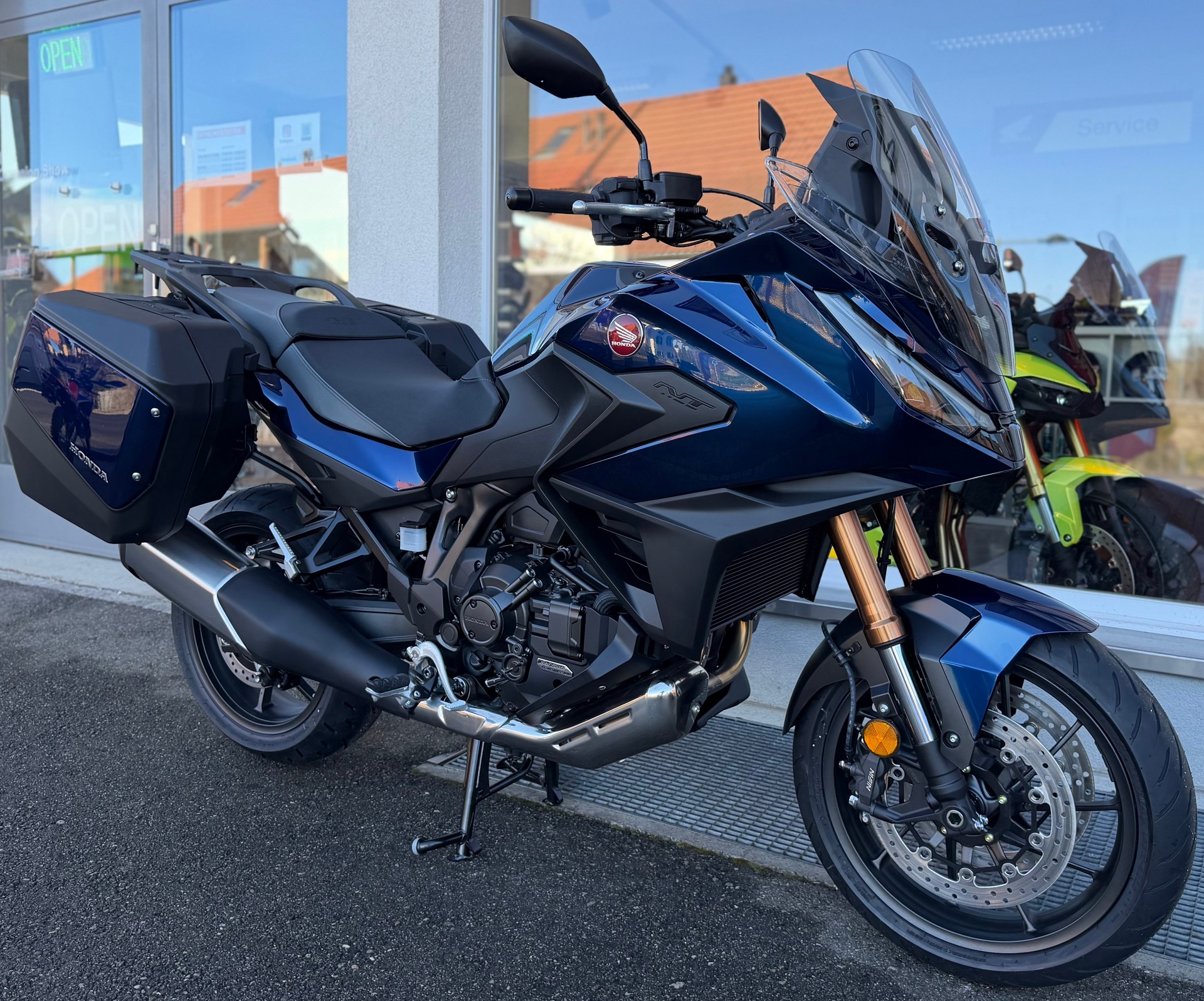 HONDA NT 1100 DCT Electronic Supsension-image-9