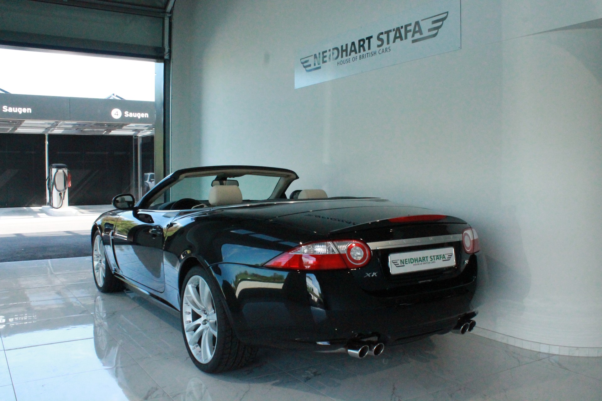 JAGUAR XKR 4.2 V8 SC Automatic-image-5