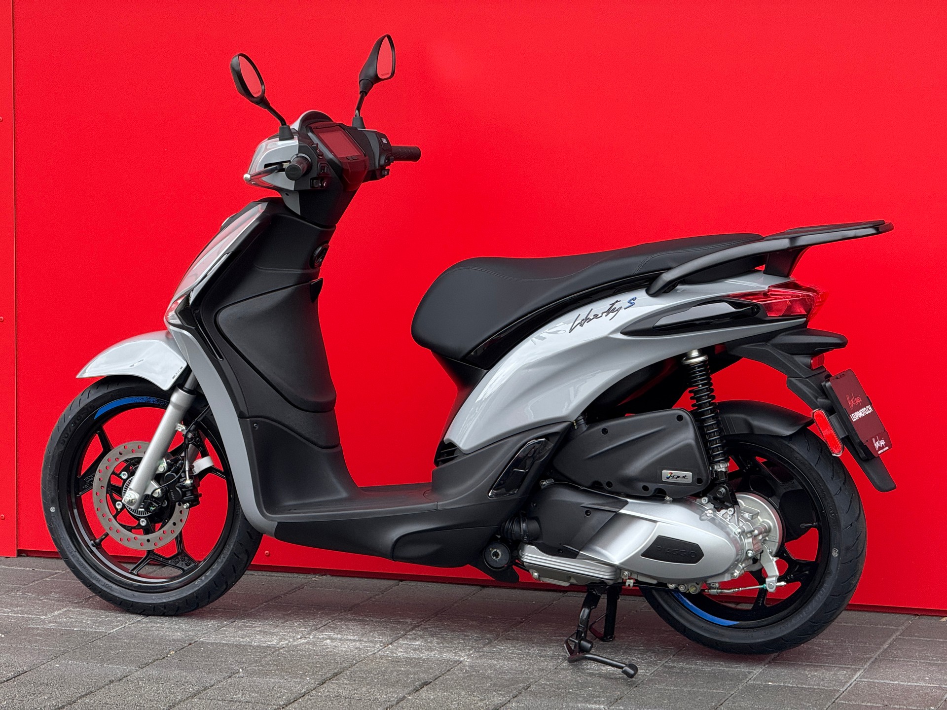 PIAGGIO Liberty 125 Sport E5+-image-7