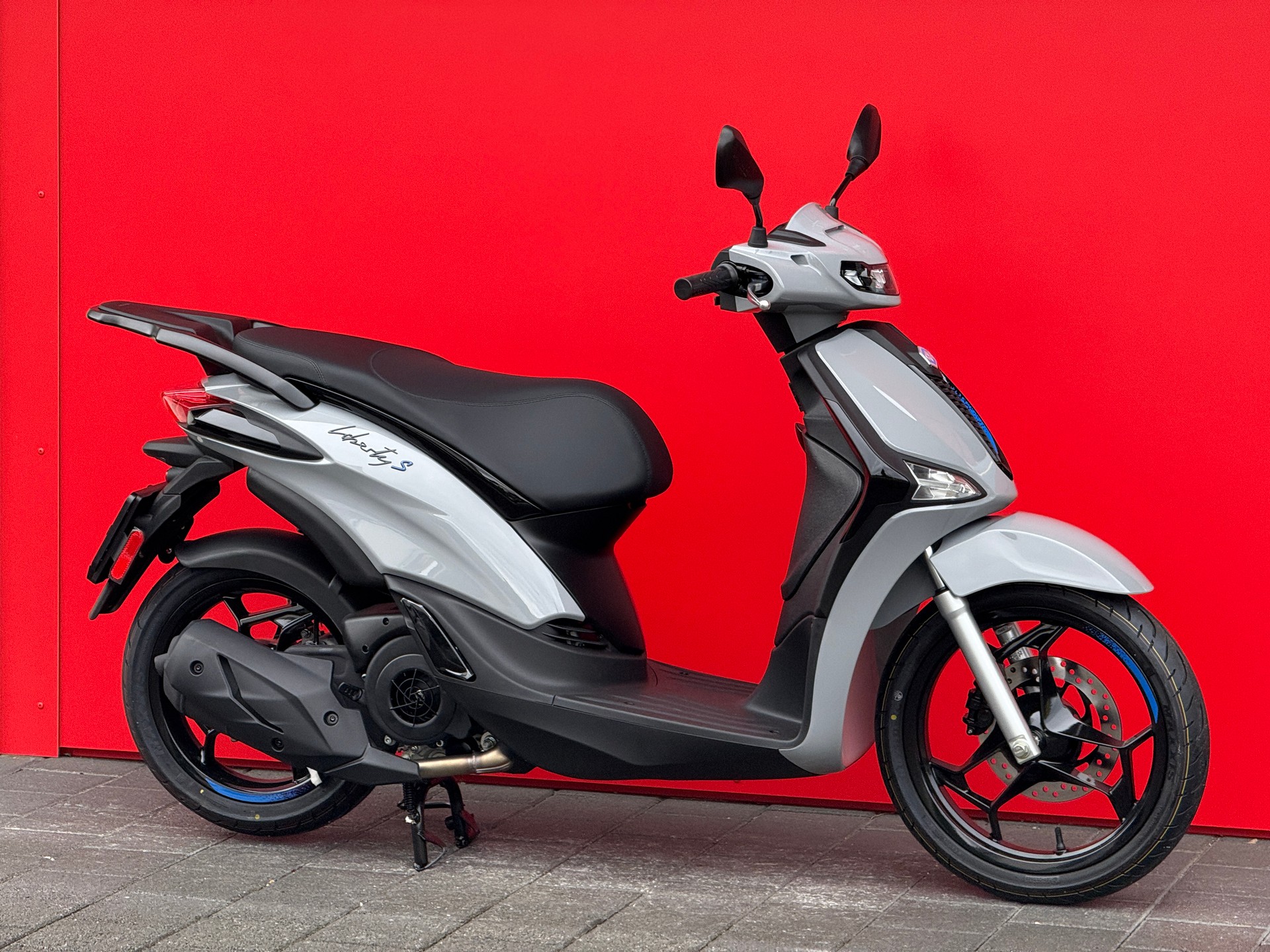 PIAGGIO Liberty 125 Sport E5+-image-12