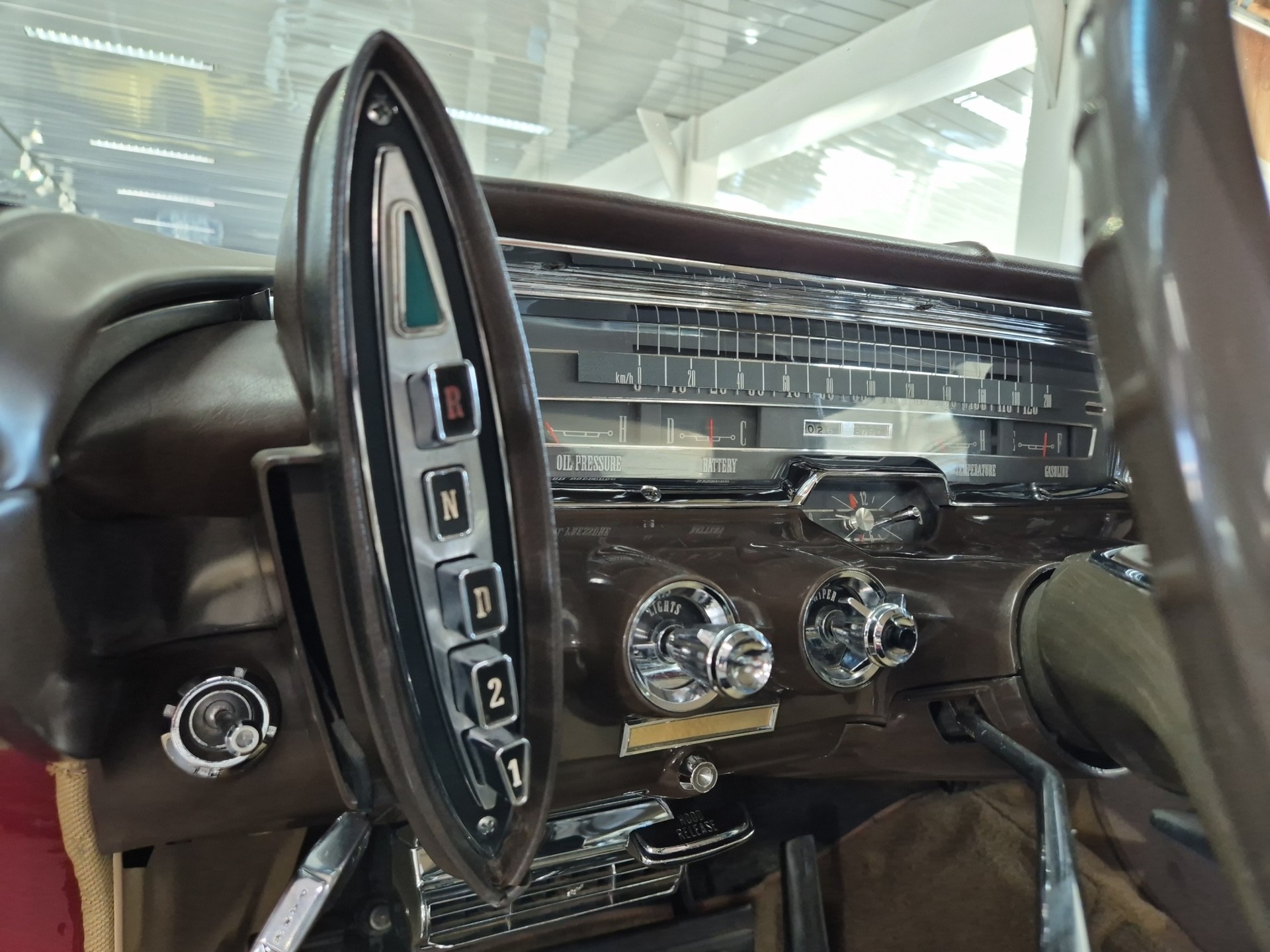 CHRYSLER IMPERIAL CROWN-image-9
