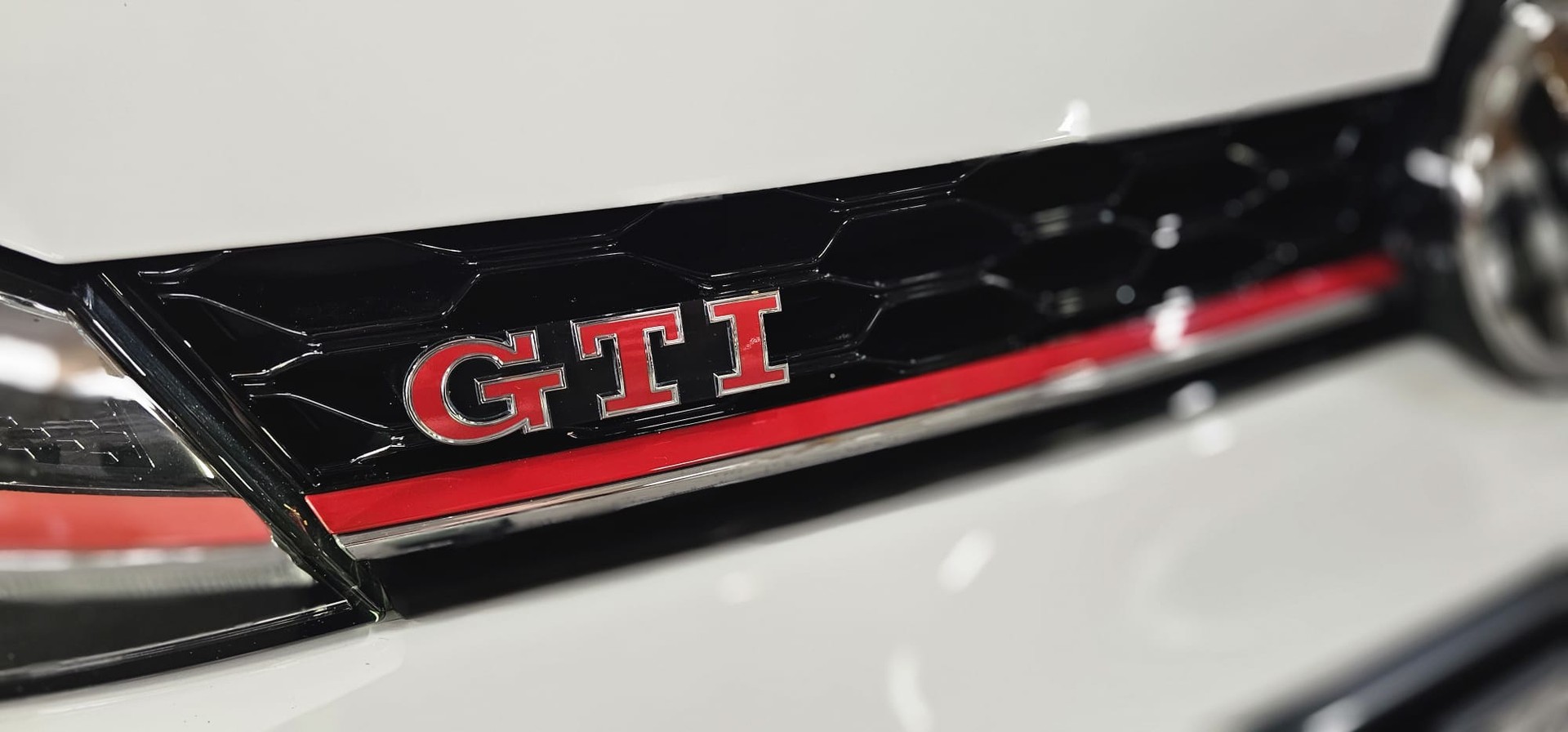 VW Golf 2.0 TSI GTI TCR DSG-image-25