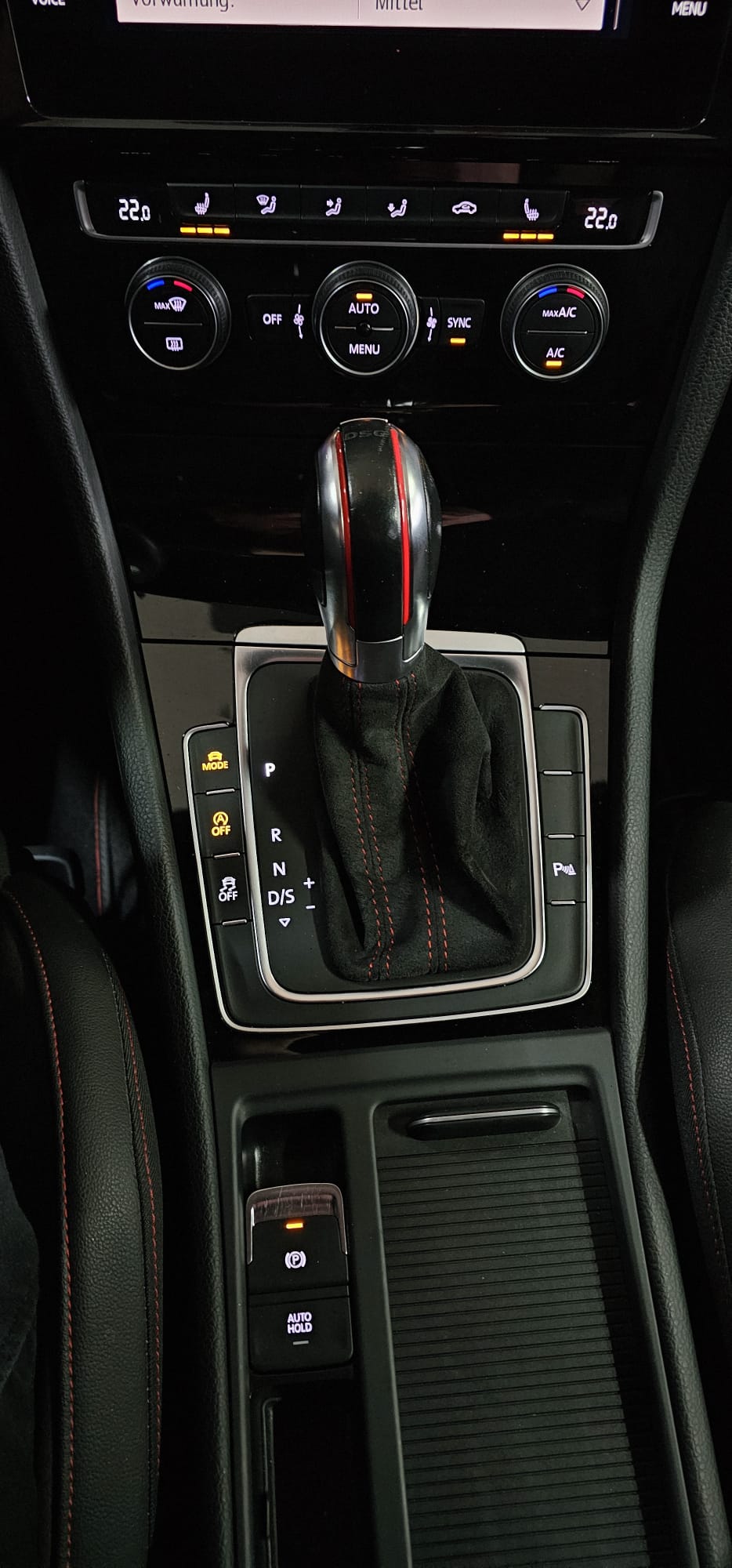 VW Golf 2.0 TSI GTI TCR DSG-image-15