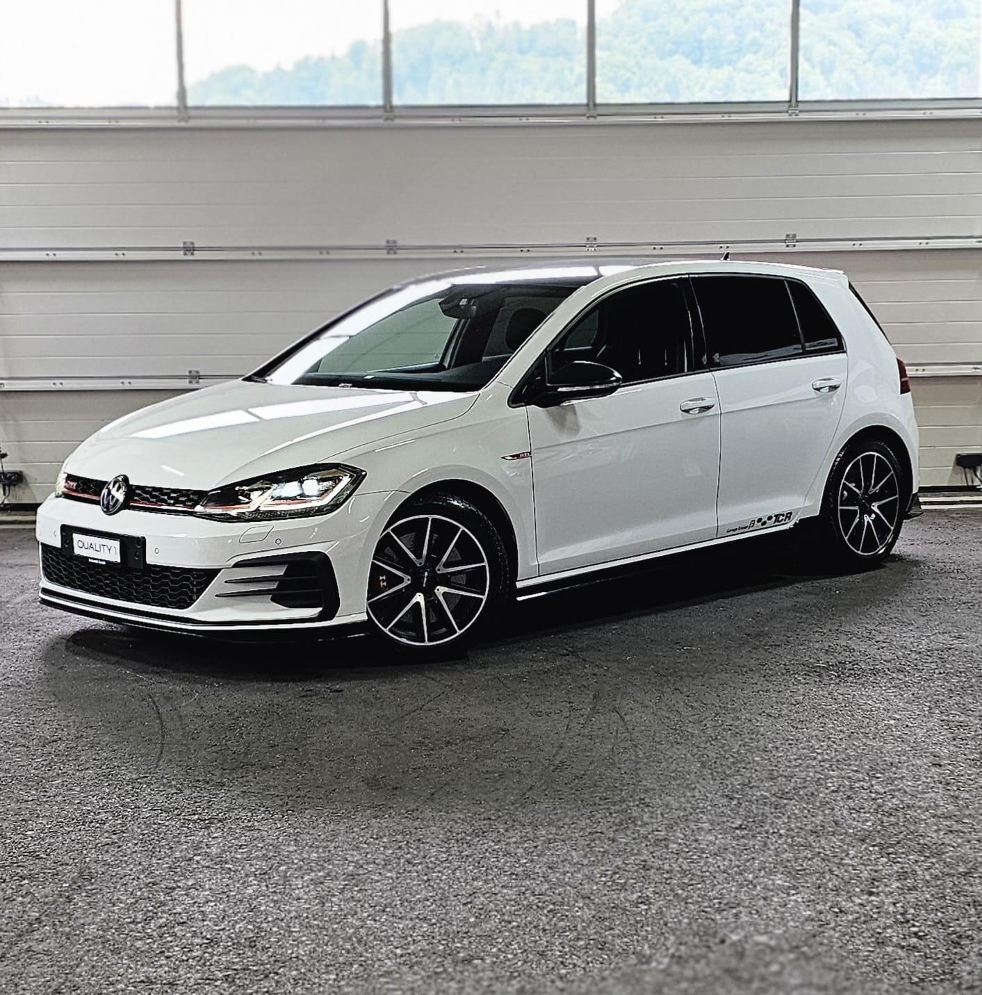 VW Golf 2.0 TSI GTI TCR DSG-image-0