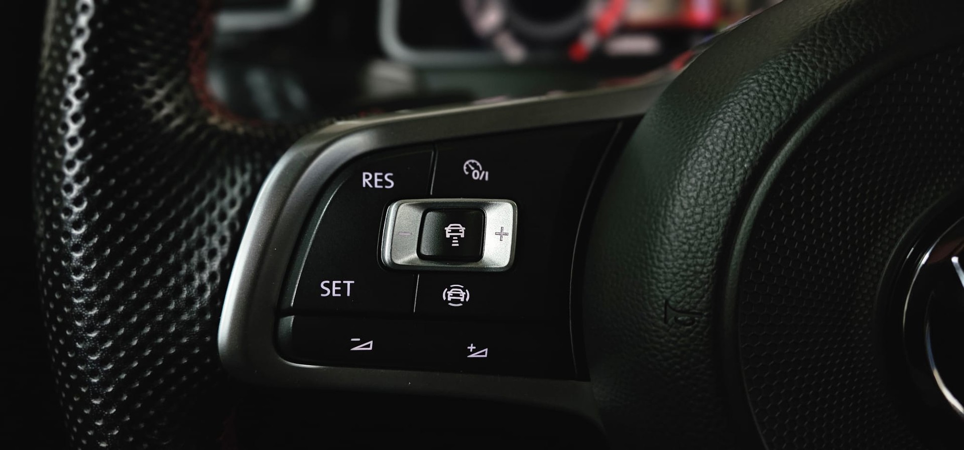VW Golf 2.0 TSI GTI TCR DSG-image-14