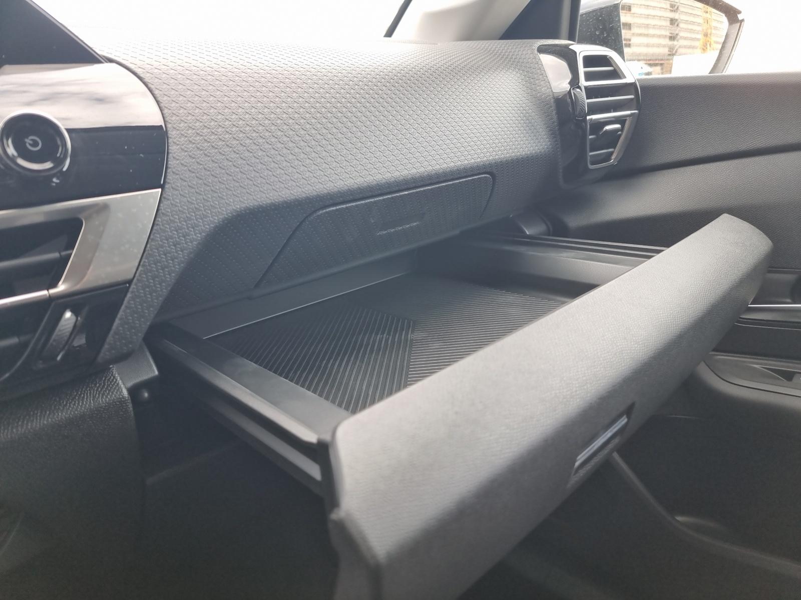 CITROEN C4 1.2 Hybrid Max-image-23