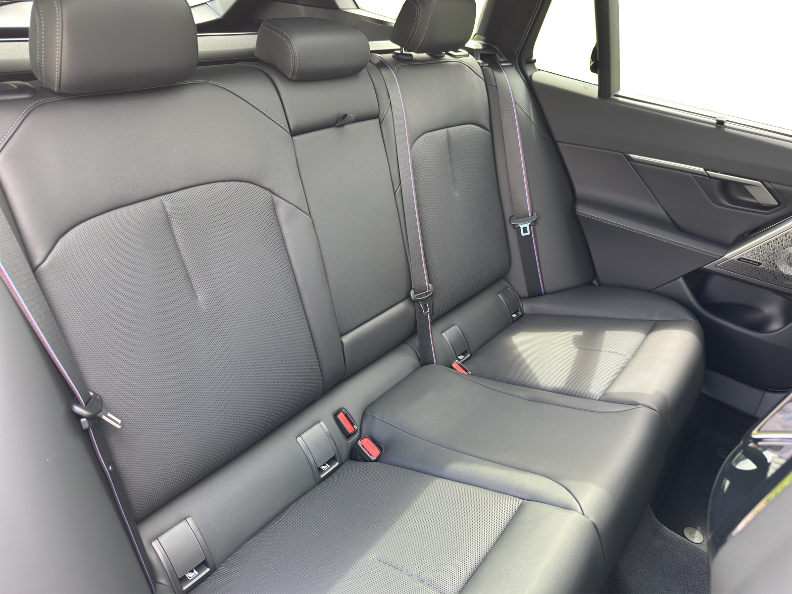 BMW M5 xDrive Touring-image-15
