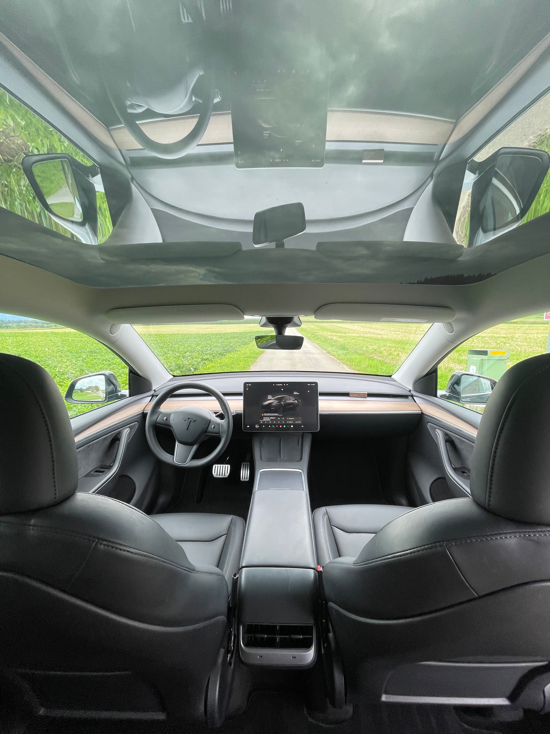 TESLA Model Y Performance-image-3