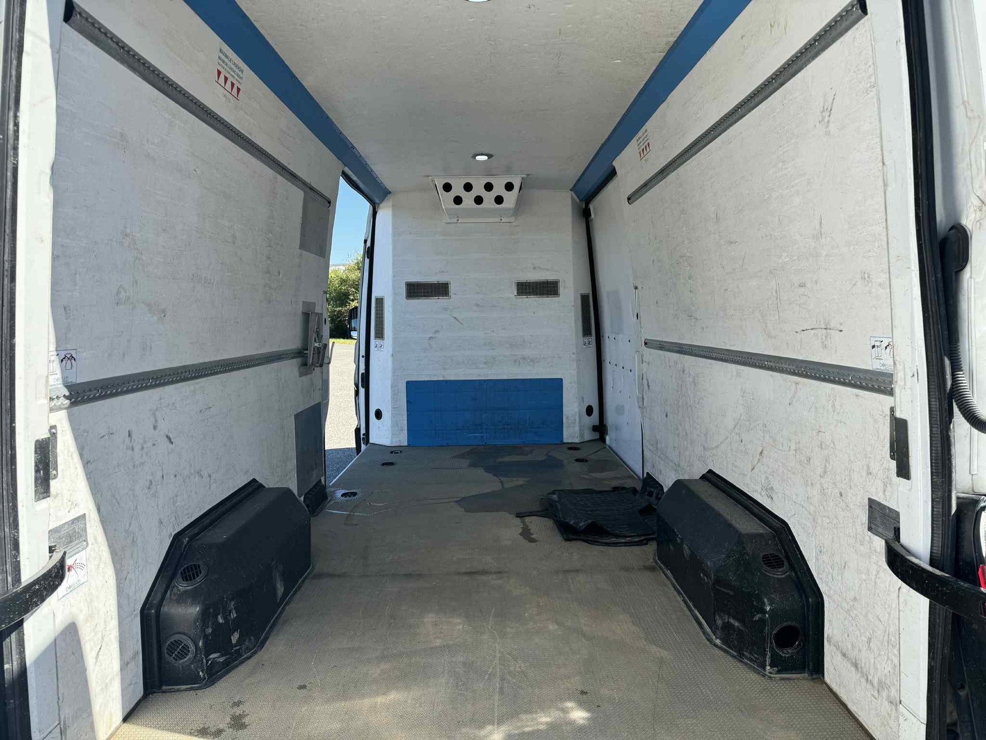 VW Crafter 35 2.0 BiTDI L3-image-7