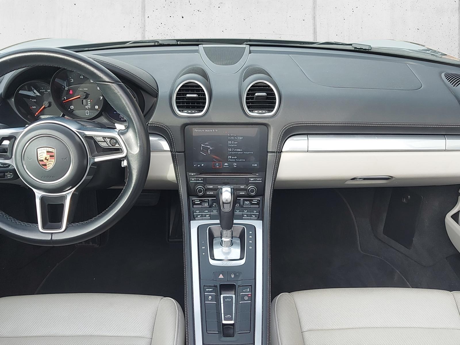 PORSCHE 718 Boxster 2.0 PDK-image-11