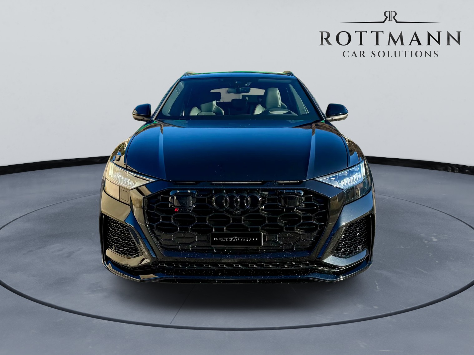 AUDI RSQ8 quattro tiptronic-showroom-element-2